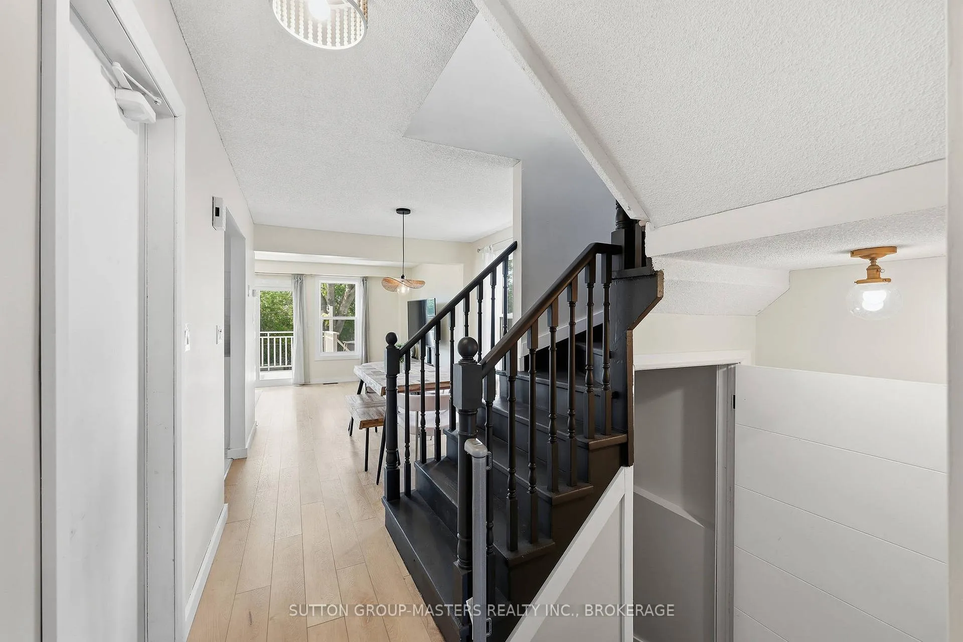 Photo 9 of 35 Rose Abbey Drive, Kingston, Kingston East (Incl Barret Crt) — HOMEH