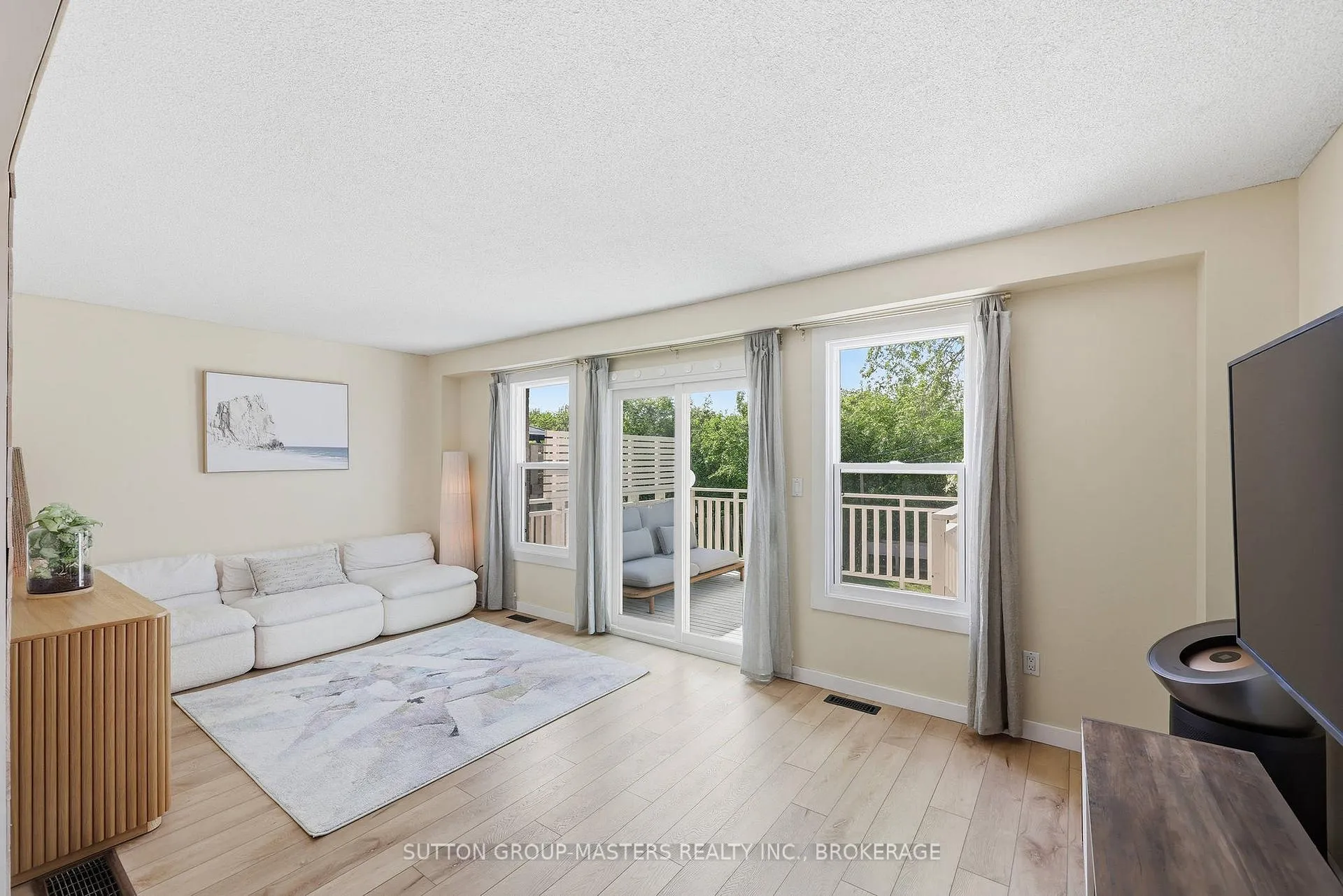 Photo 18 of 35 Rose Abbey Drive, Kingston, Kingston East (Incl Barret Crt) — HOMEH