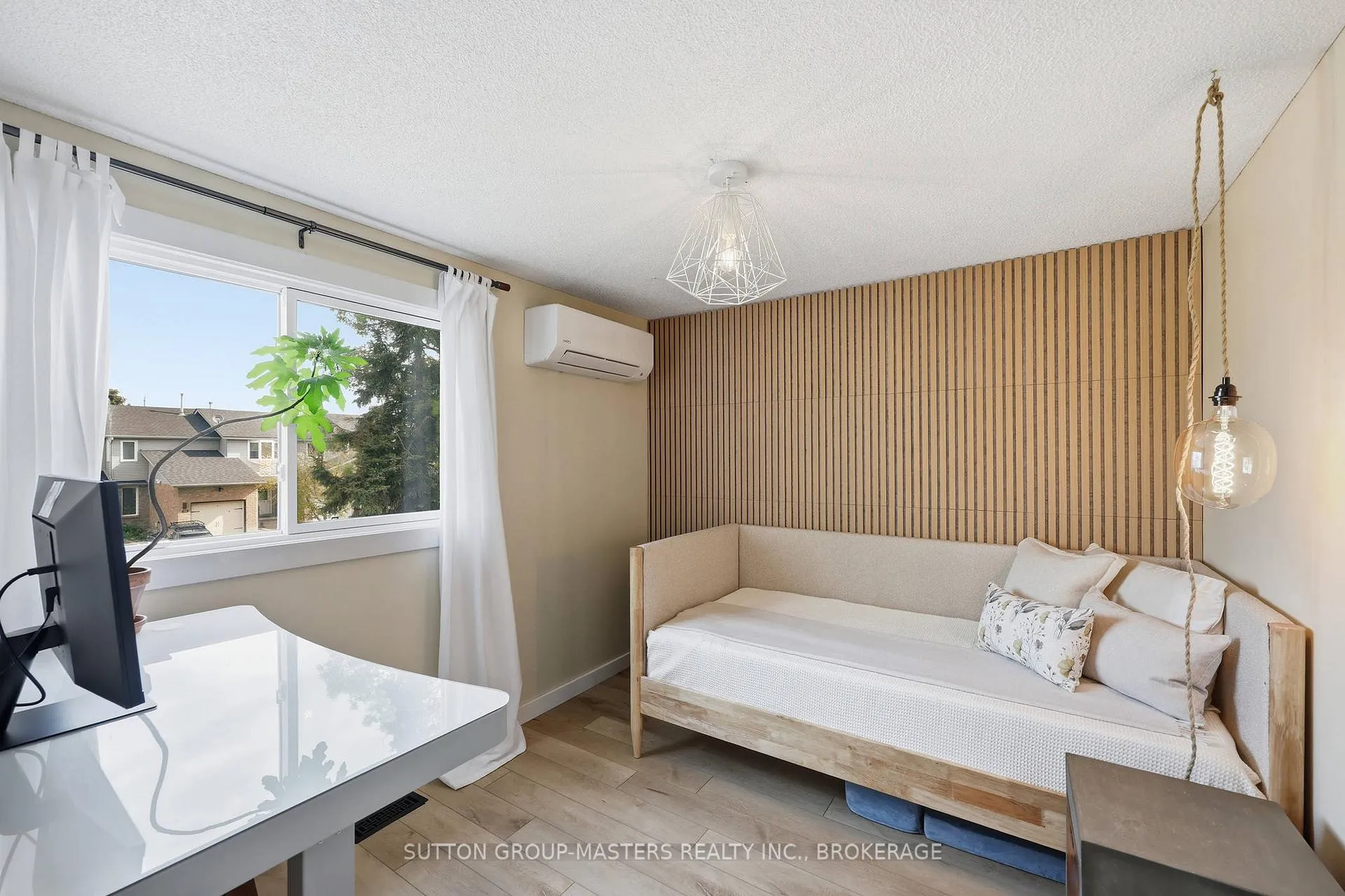 Photo 24 of 35 Rose Abbey Drive, Kingston, Kingston East (Incl Barret Crt) — HOMEH