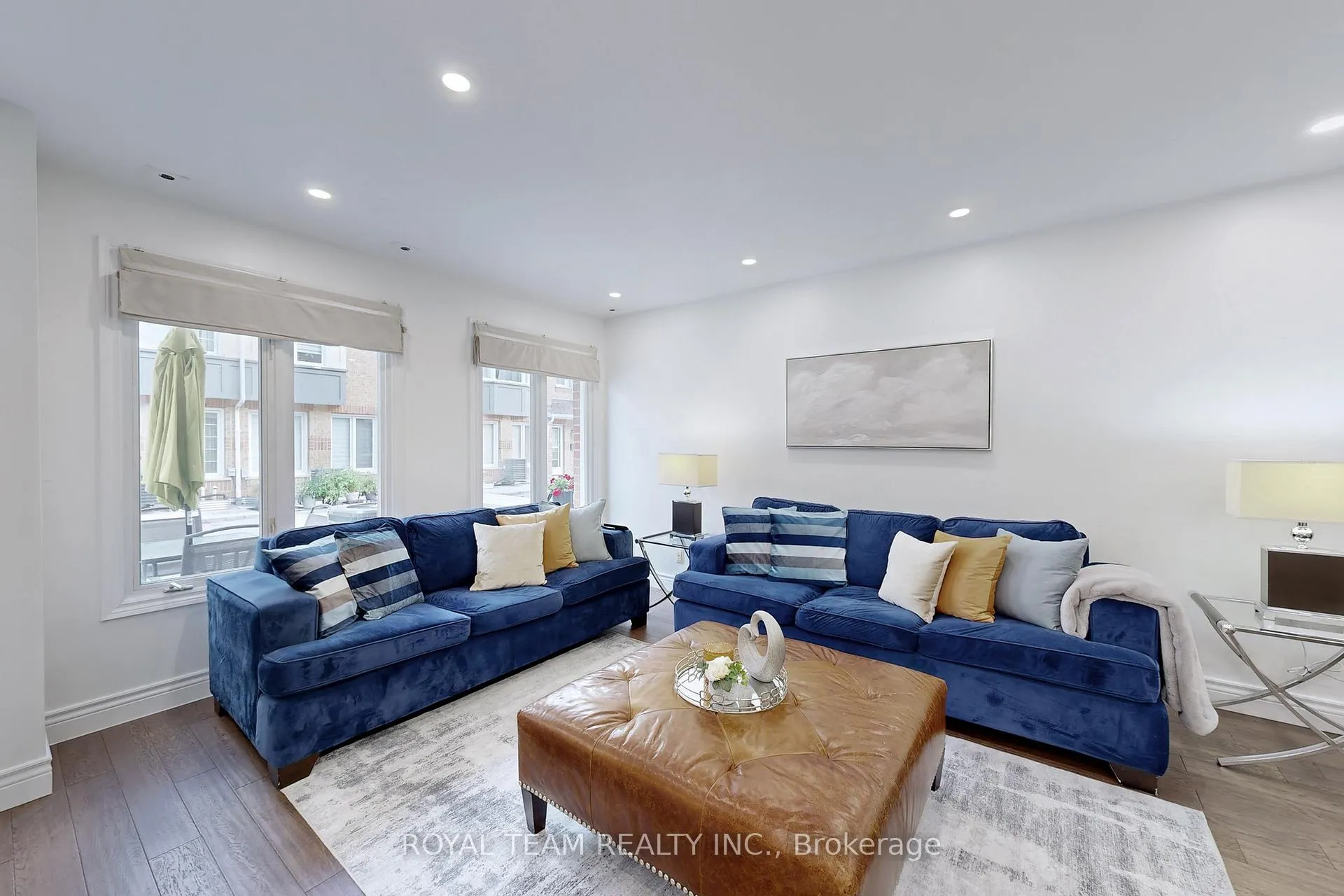 Photo 5 of Unit 57, 151 Townsgate Drive, Vaughan, Crestwood-Springfarm-Yorkhill — HOMEH