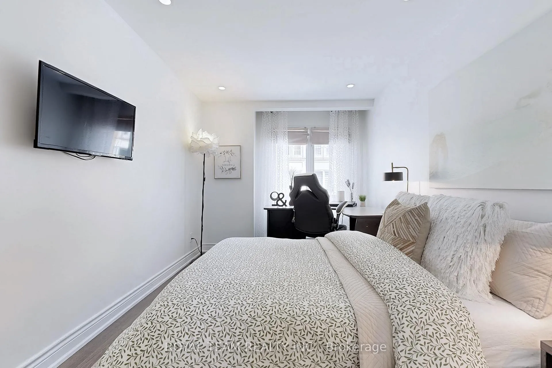 Photo 23 of Unit 57, 151 Townsgate Drive, Vaughan, Crestwood-Springfarm-Yorkhill — HOMEH