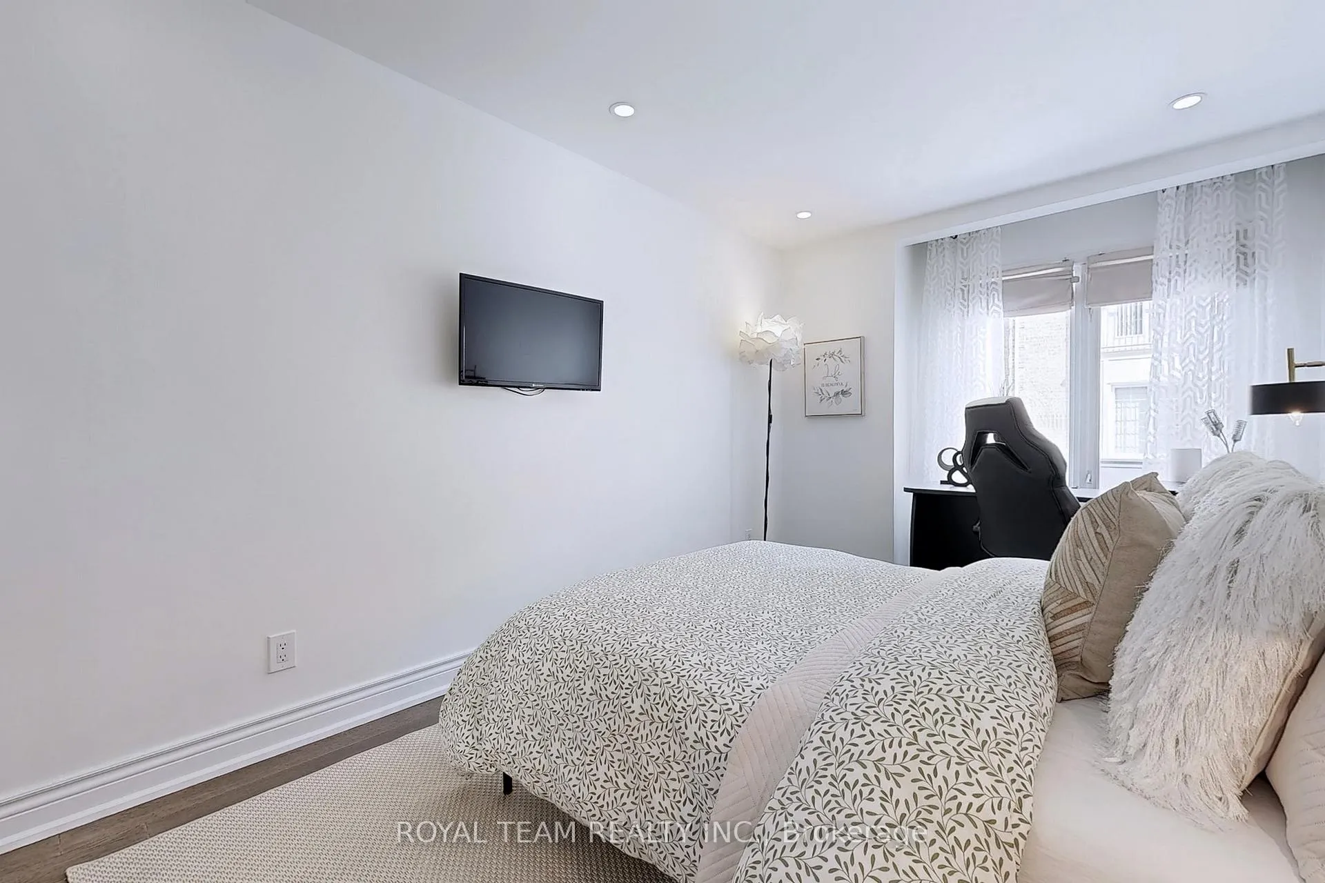 Photo 25 of Unit 57, 151 Townsgate Drive, Vaughan, Crestwood-Springfarm-Yorkhill — HOMEH
