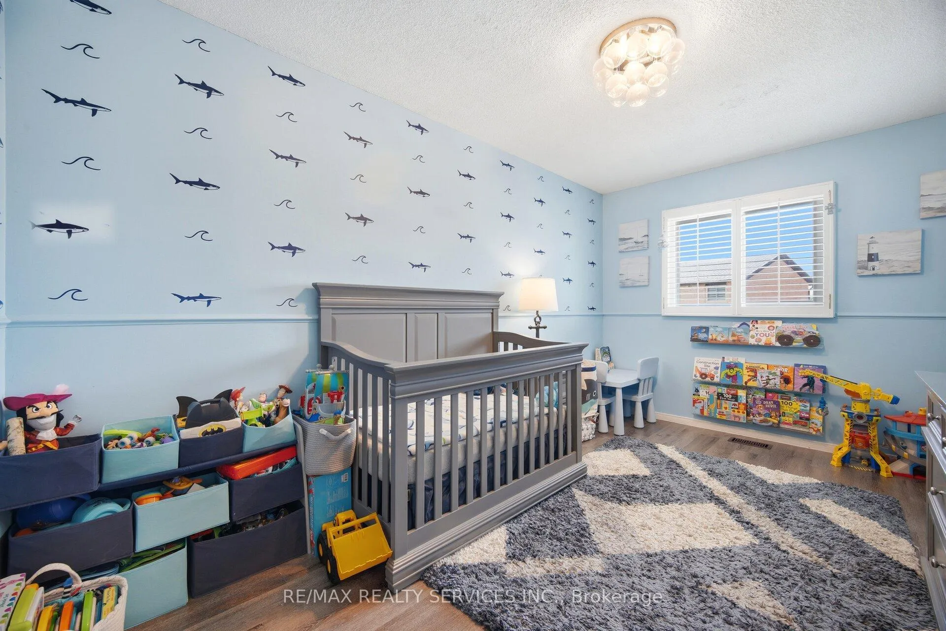 Photo 15 of 122 Flowertown Avenue, Brampton, Northwood Park — HOMEH