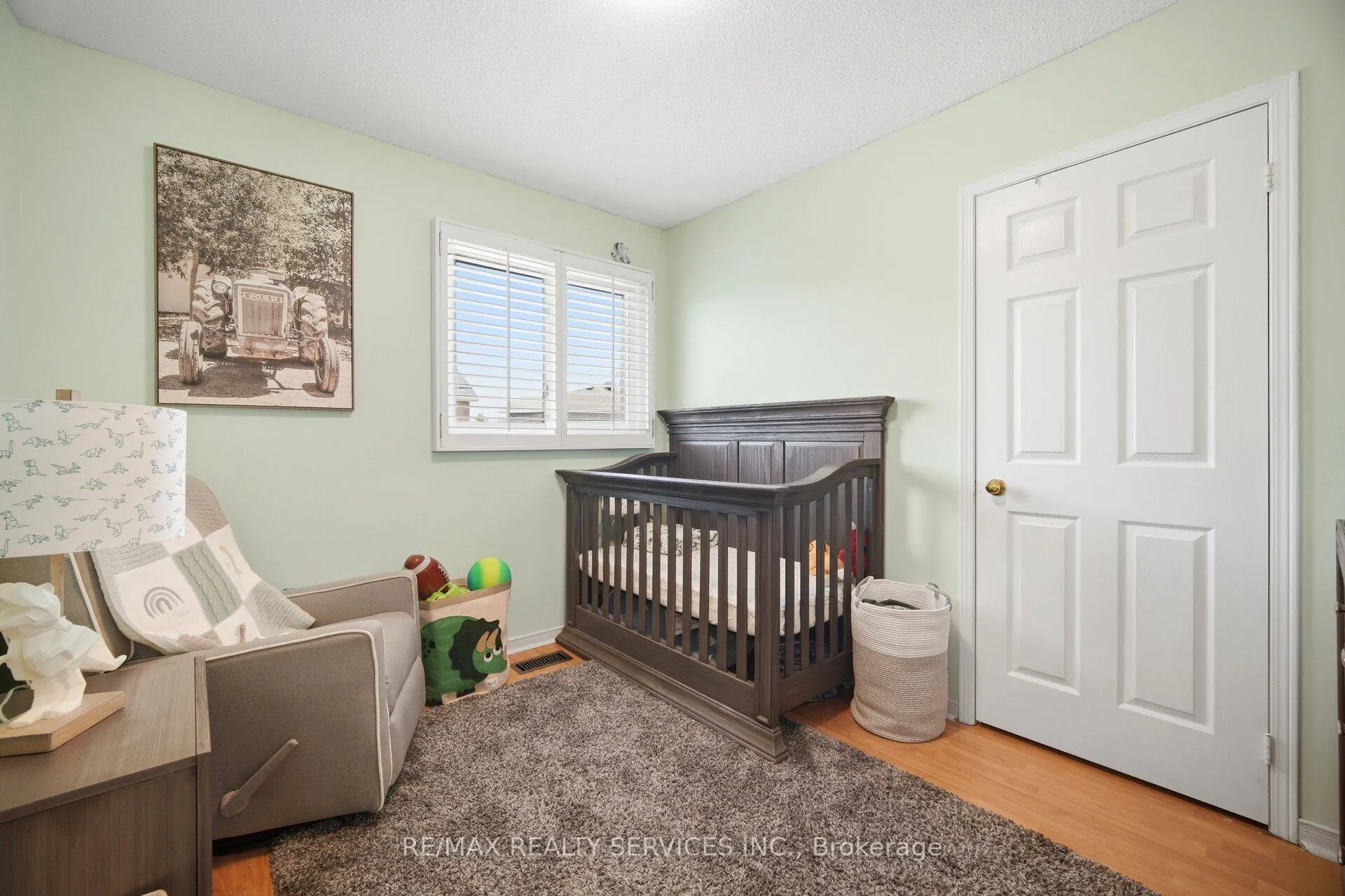 Photo 17 of 122 Flowertown Avenue, Brampton, Northwood Park — HOMEH
