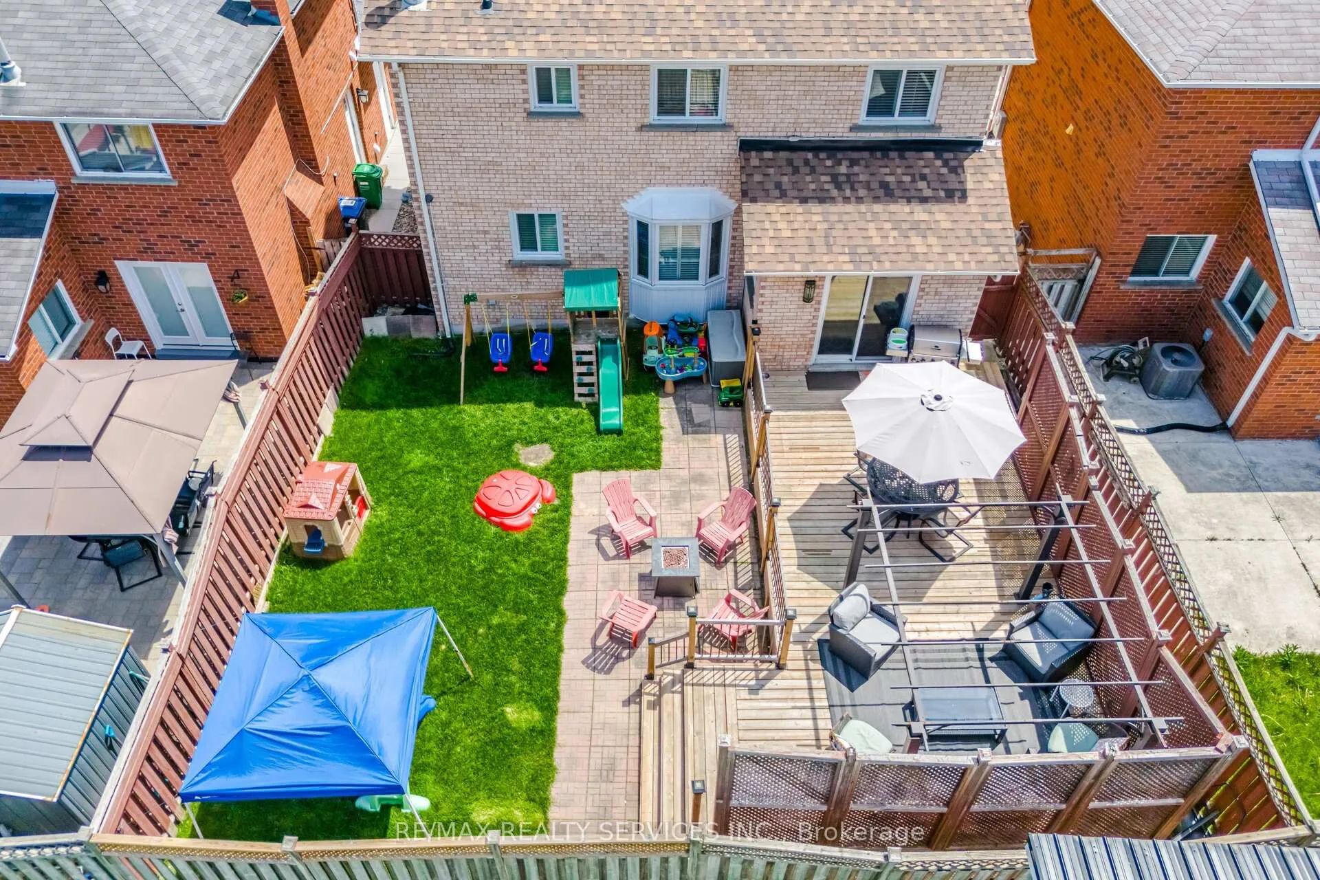 Photo 21 of 122 Flowertown Avenue, Brampton, Northwood Park — HOMEH