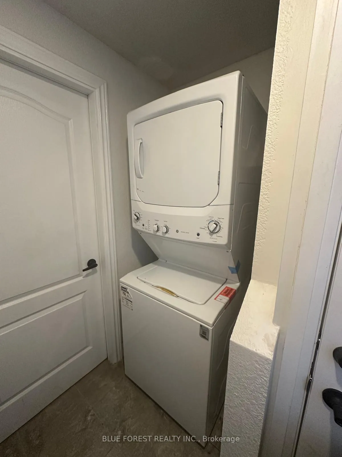 Photo 8 of Unit UNIT B (basement), 167 Forfar Avenue, Kitchener — HOMEH