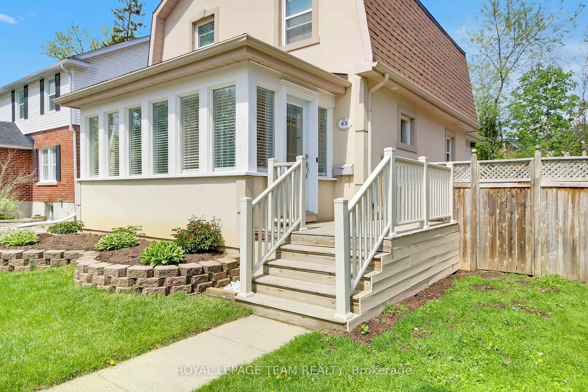 Photo 2 of 45 Rockcliffe Way, Ottawa, Lindenlea — HOMEH