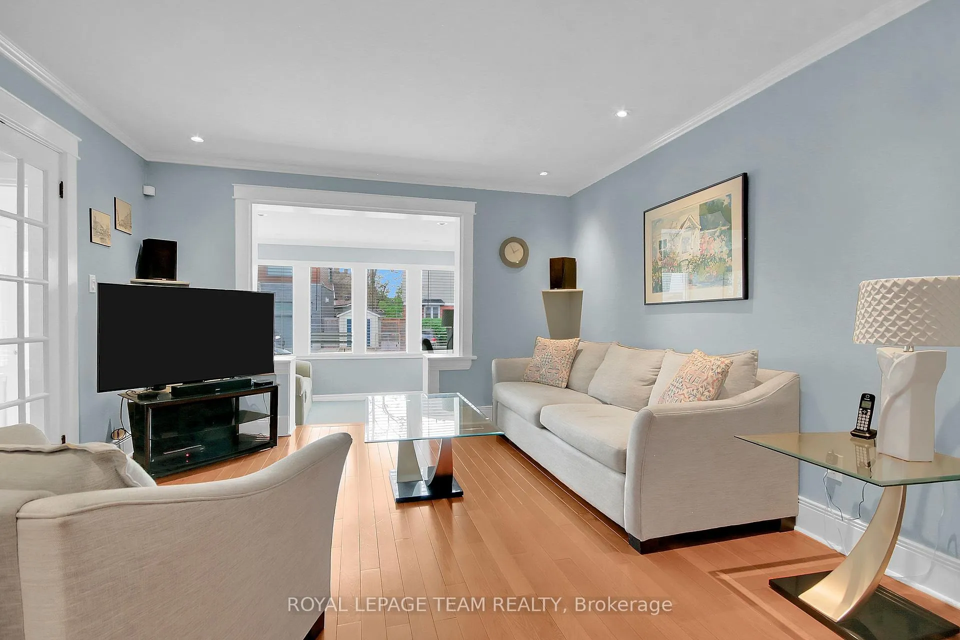 Photo 7 of 45 Rockcliffe Way, Ottawa, Lindenlea — HOMEH