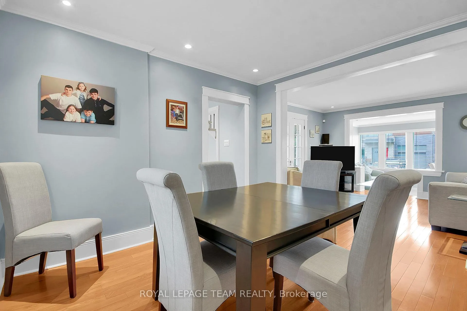 Photo 16 of 45 Rockcliffe Way, Ottawa, Lindenlea — HOMEH