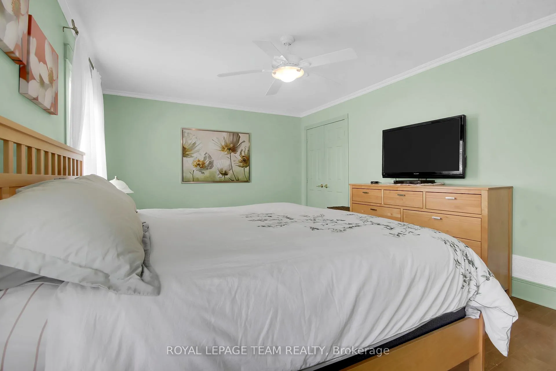 Photo 29 of 45 Rockcliffe Way, Ottawa, Lindenlea — HOMEH