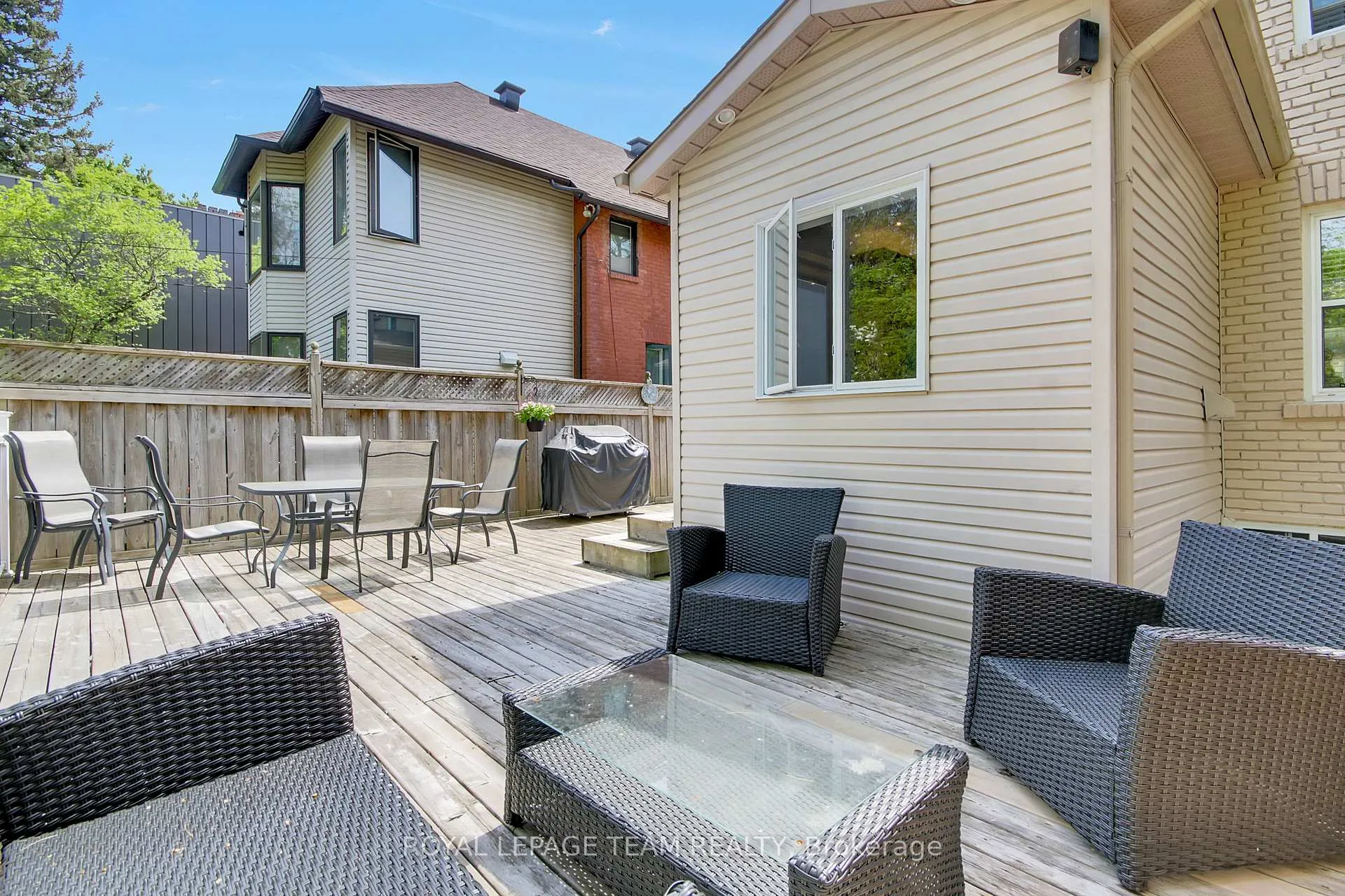 Photo 46 of 45 Rockcliffe Way, Ottawa, Lindenlea — HOMEH
