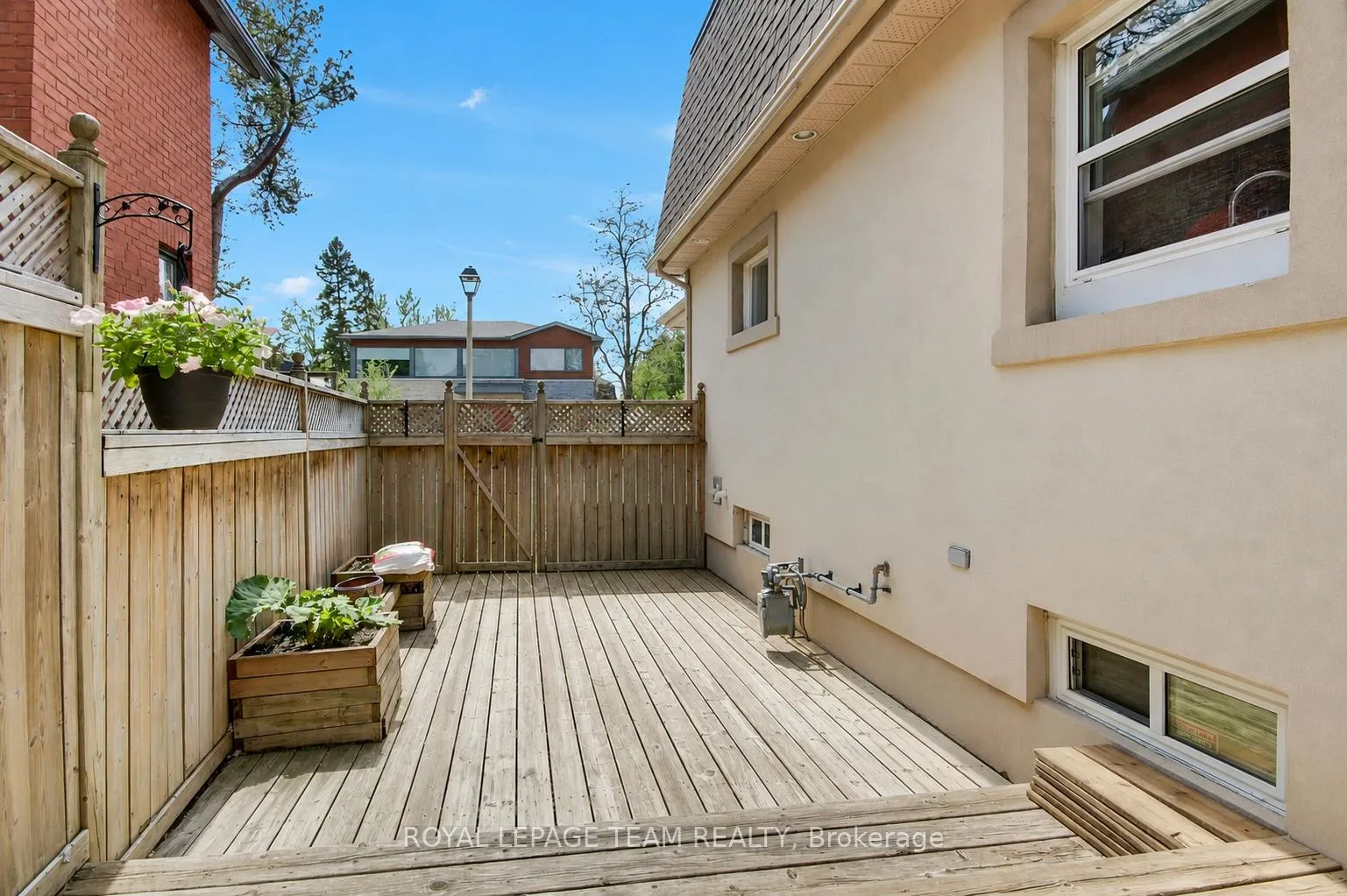 Photo 47 of 45 Rockcliffe Way, Ottawa, Lindenlea — HOMEH