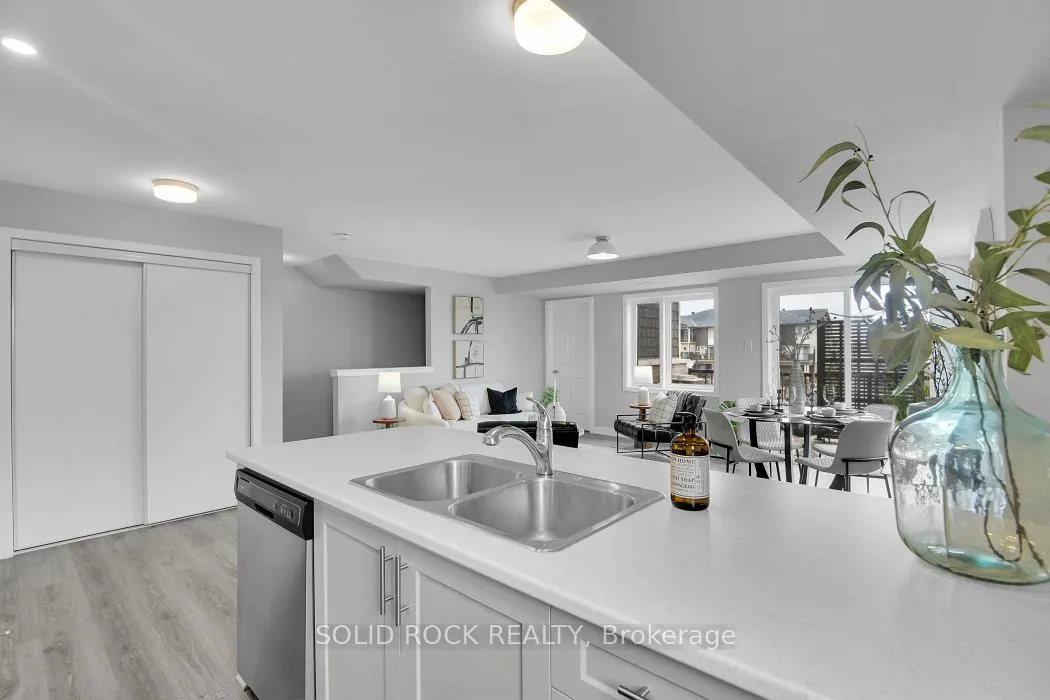 Photo 12 of 512 Pilot Private, Ottawa, Kanata - Emerald Meadows/Trailwest — HOMEH
