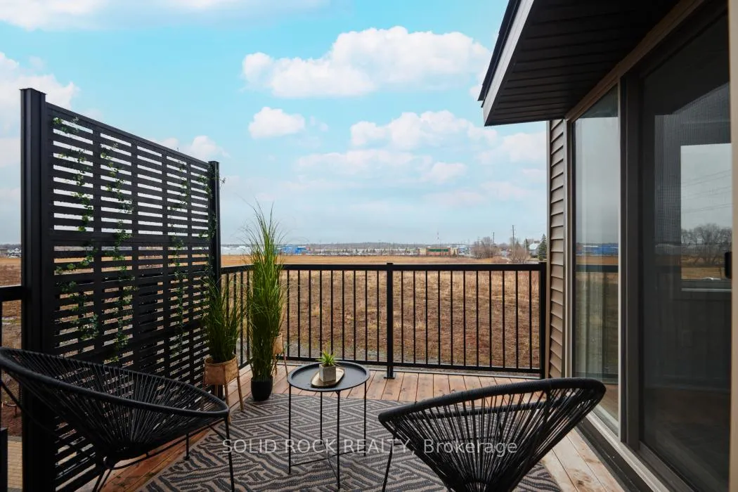 Photo 13 of 512 Pilot Private, Ottawa, Kanata - Emerald Meadows/Trailwest — HOMEH