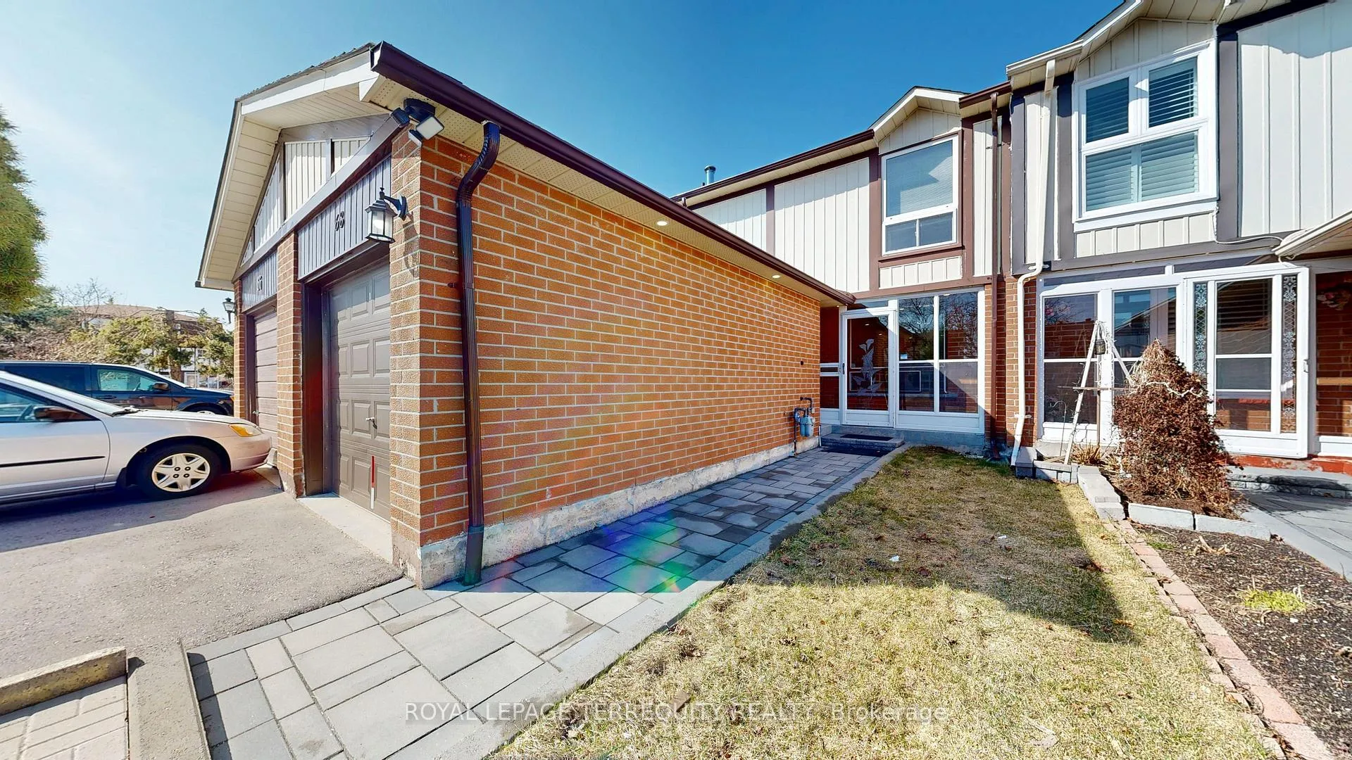 Photo 2 of 68 Phalen Crescent, Scarborough, Milliken — HOMEH
