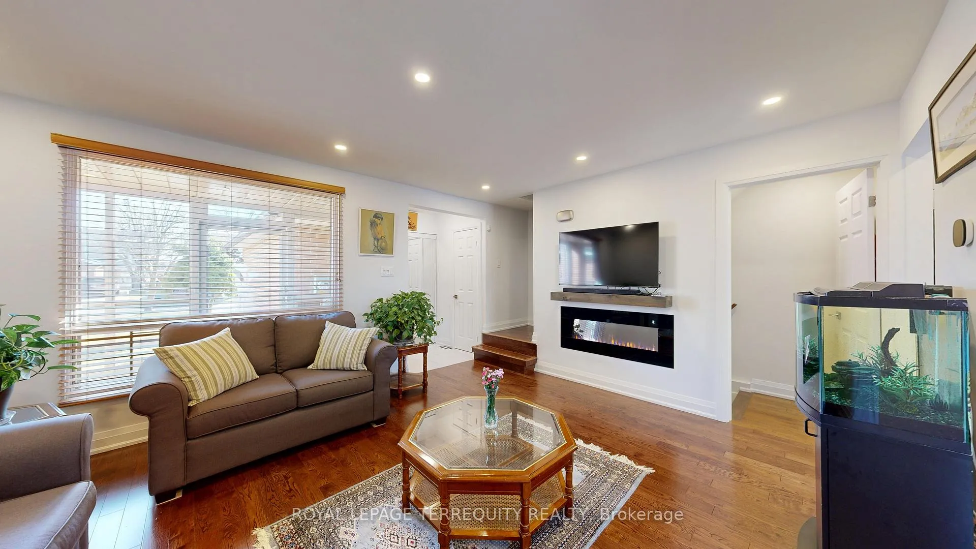 Photo 4 of 68 Phalen Crescent, Scarborough, Milliken — HOMEH