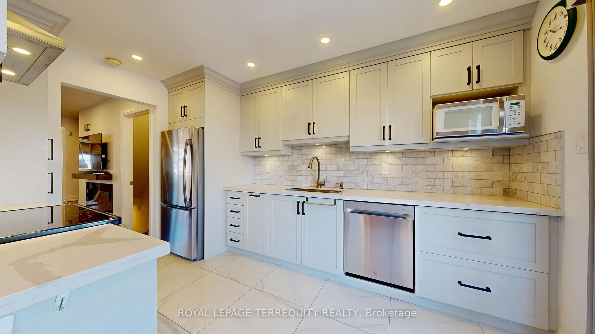 Photo 8 of 68 Phalen Crescent, Scarborough, Milliken — HOMEH