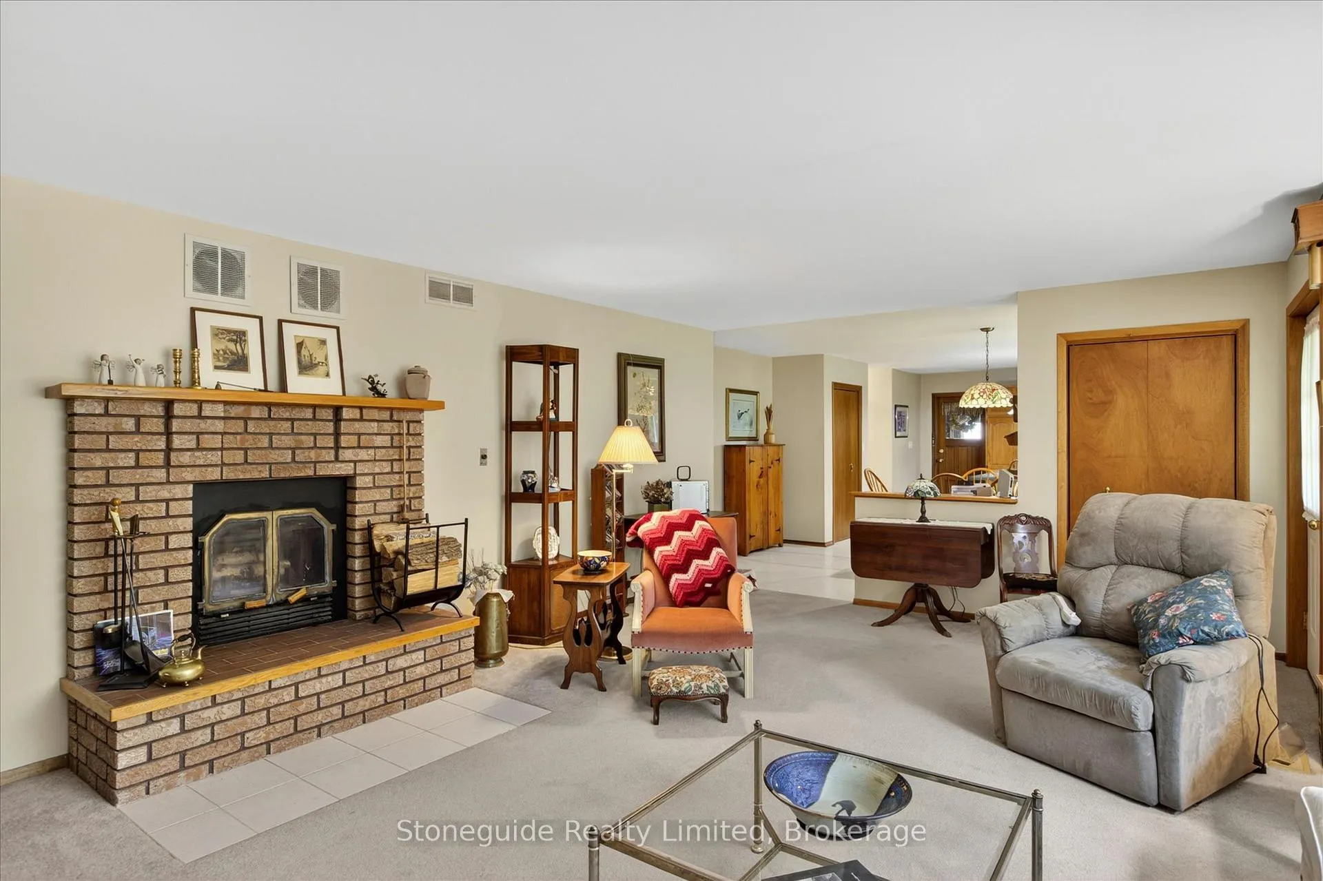 Photo 10 of 3786 Hwy 28, Douro-Dummer — HOMEH