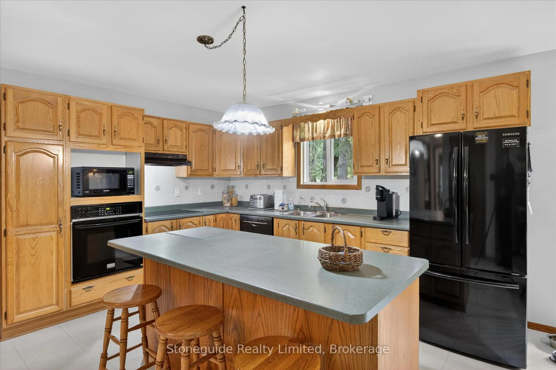 Photo 13 of 3786 Hwy 28, Douro-Dummer — HOMEH