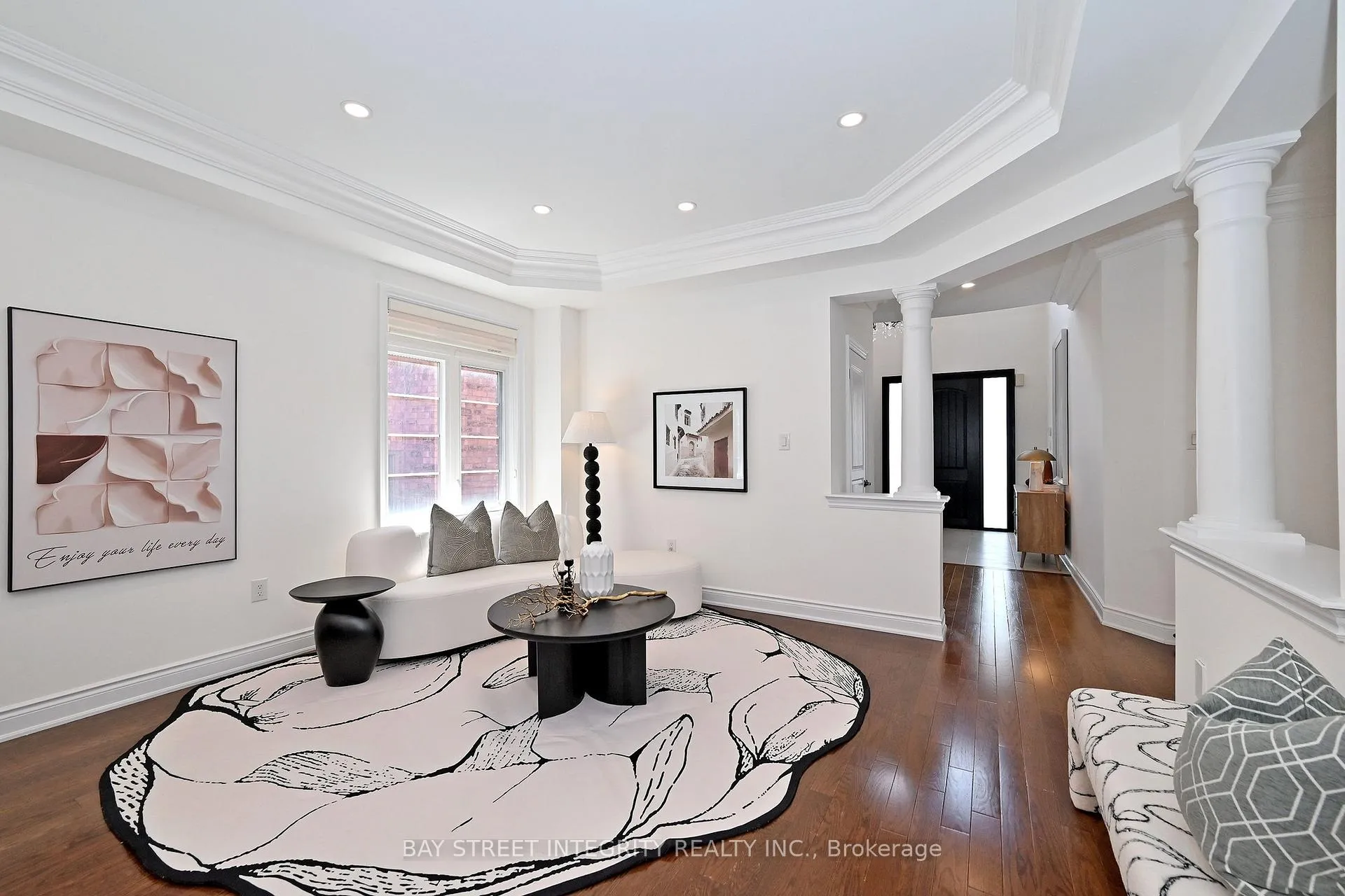 Photo 6 of 71 Allison Ann Way, Vaughan, Patterson — HOMEH