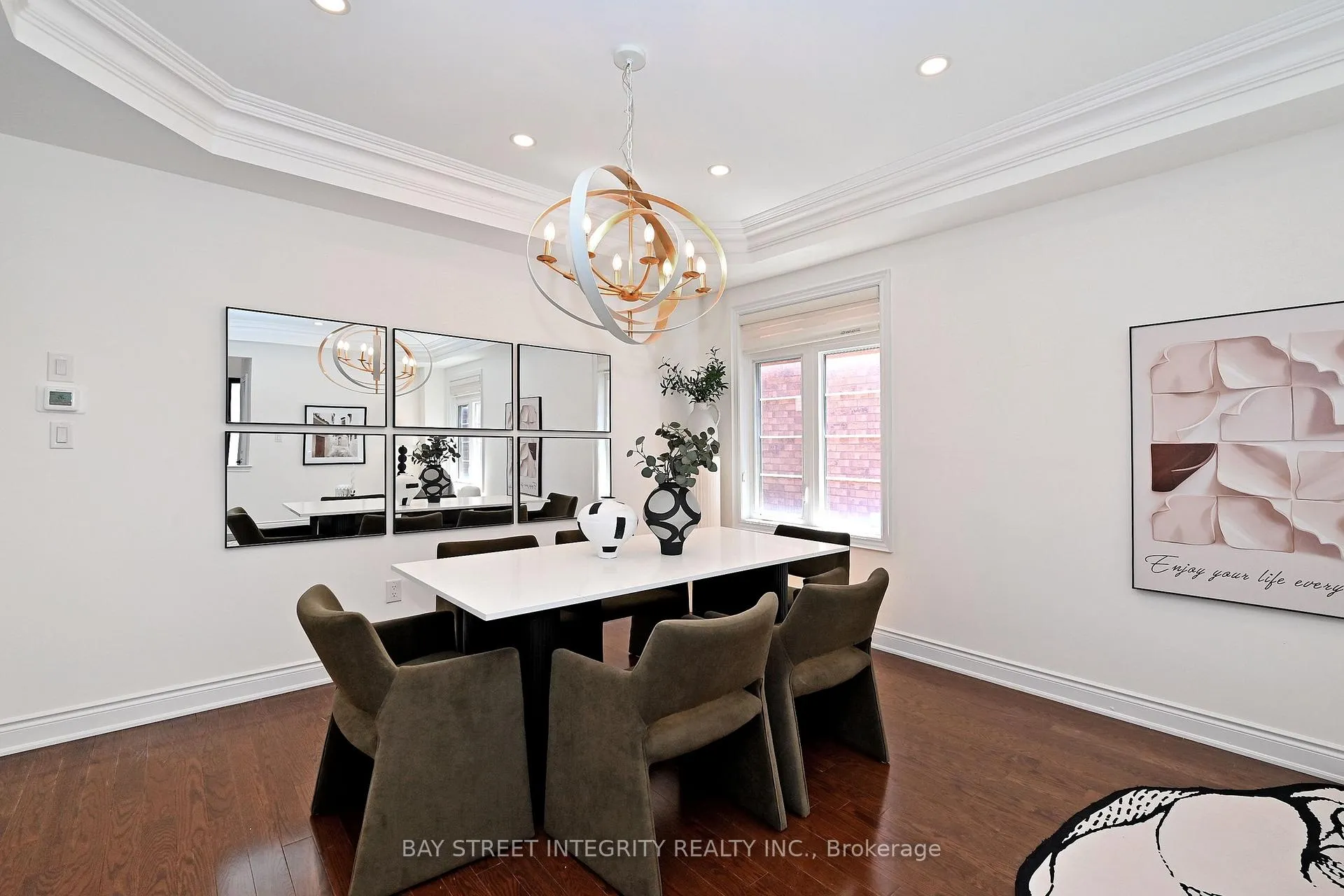 Photo 8 of 71 Allison Ann Way, Vaughan, Patterson — HOMEH