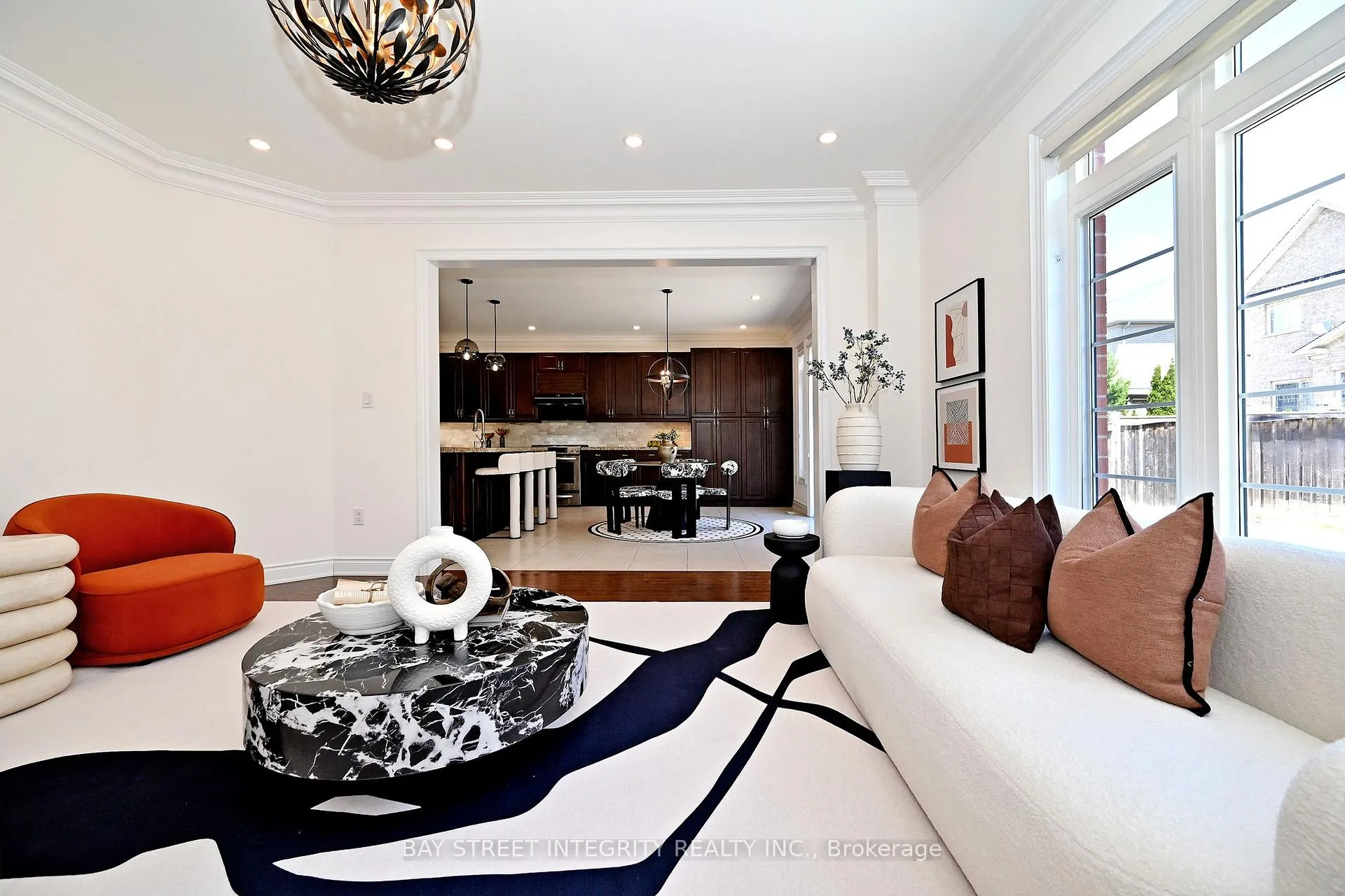 Photo 20 of 71 Allison Ann Way, Vaughan, Patterson — HOMEH