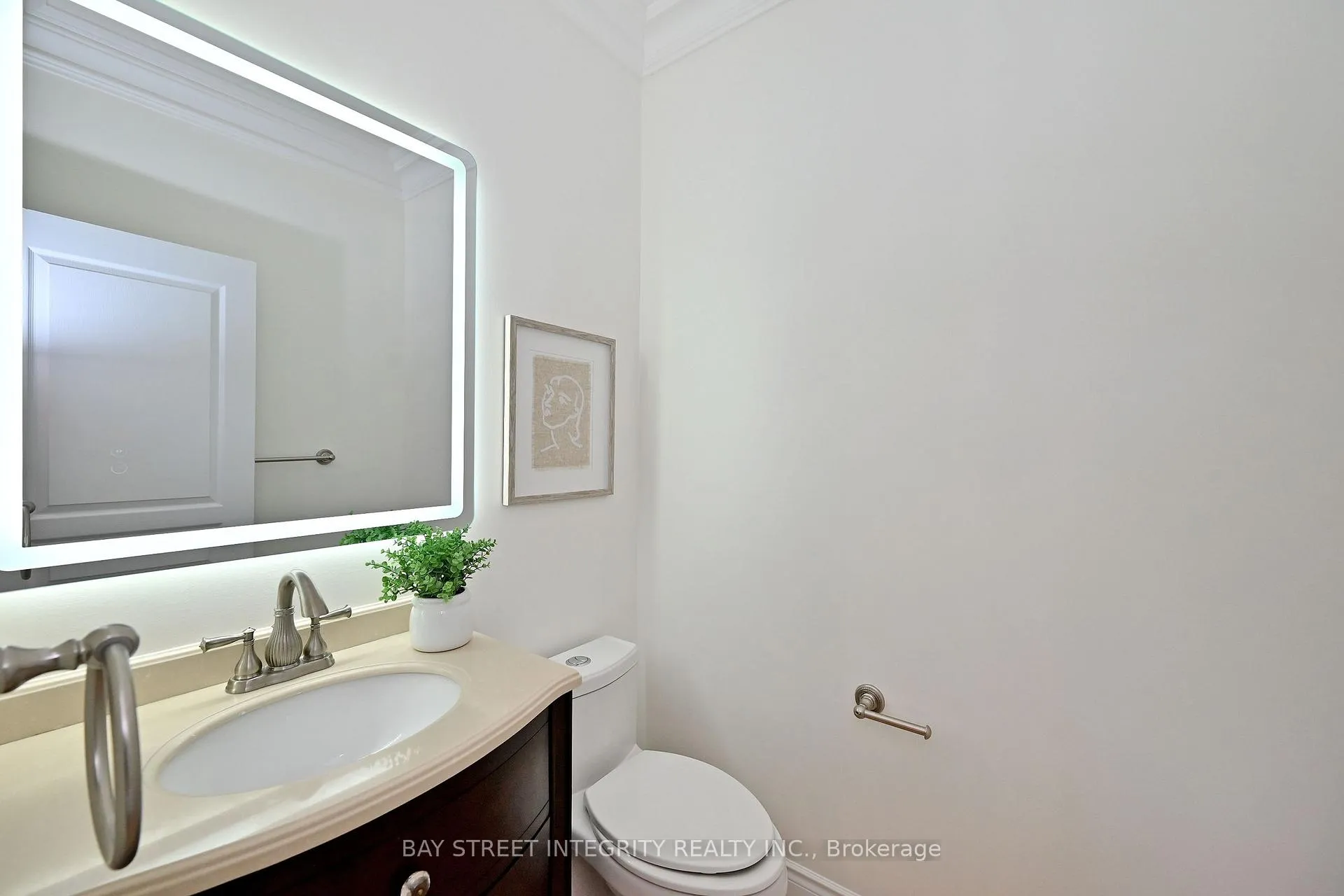 Photo 43 of 71 Allison Ann Way, Vaughan, Patterson — HOMEH