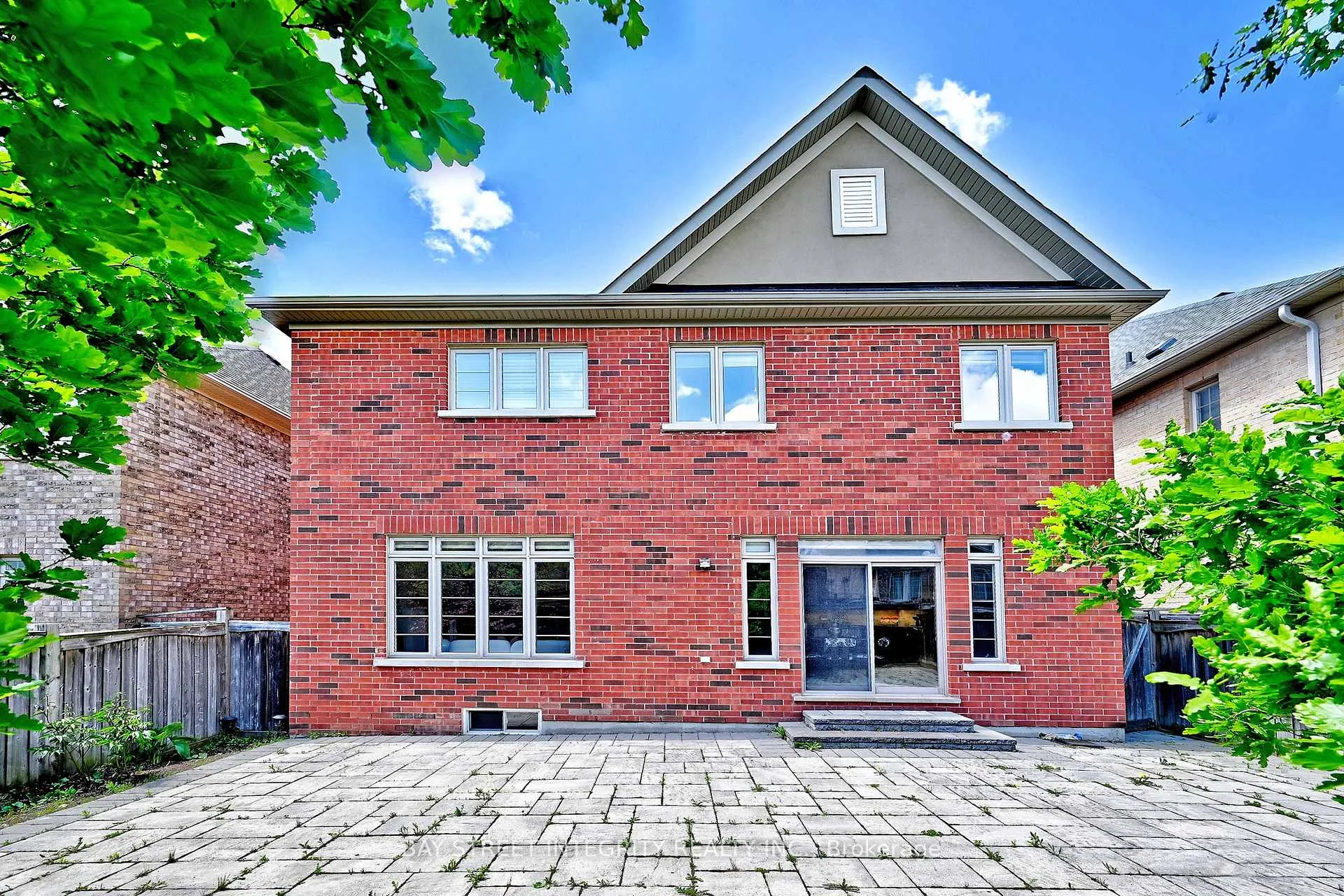Photo 44 of 71 Allison Ann Way, Vaughan, Patterson — HOMEH
