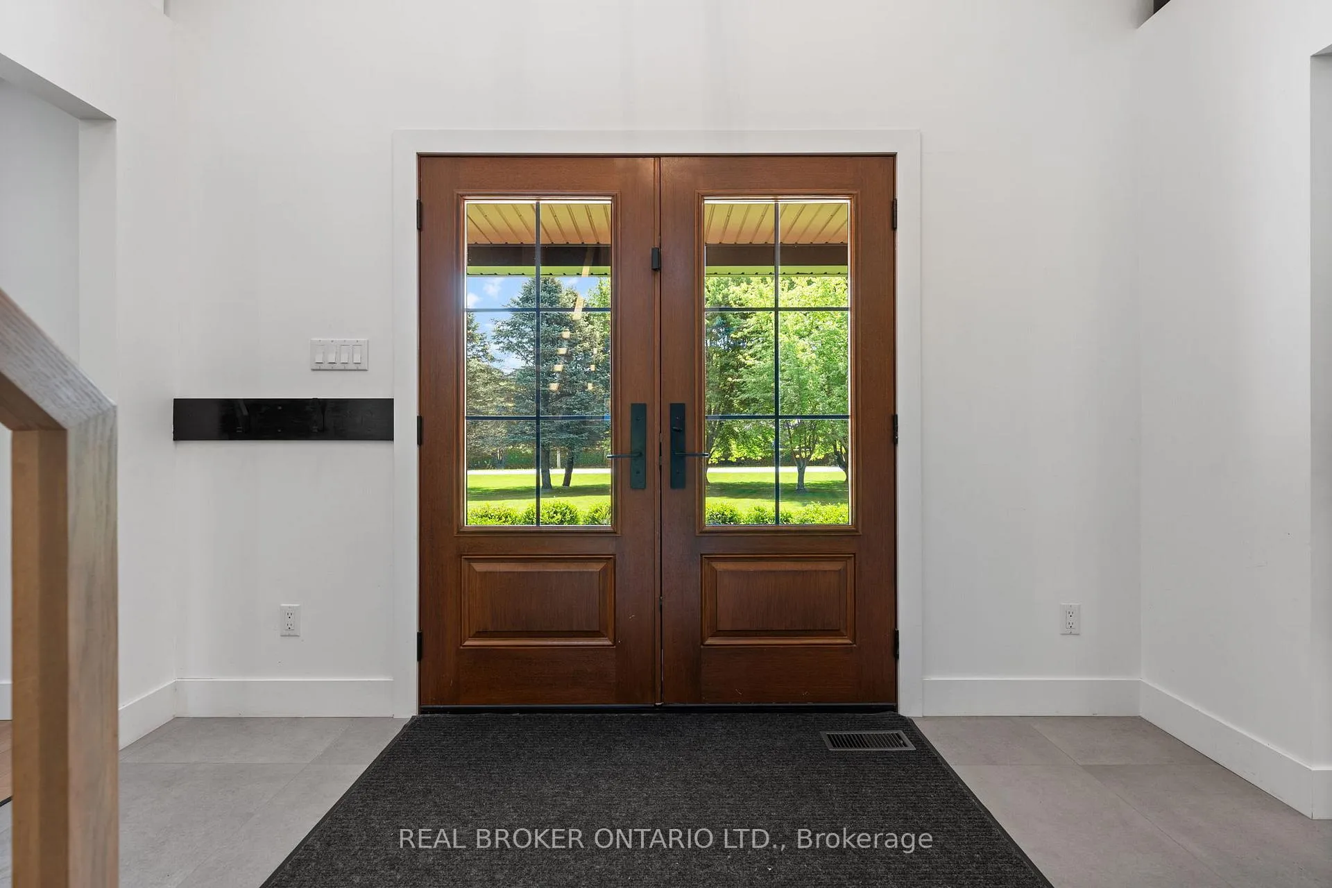 Photo 2 of 1135 2nd Conc Rd Enr, Norfolk, Rural Houghton — HOMEH