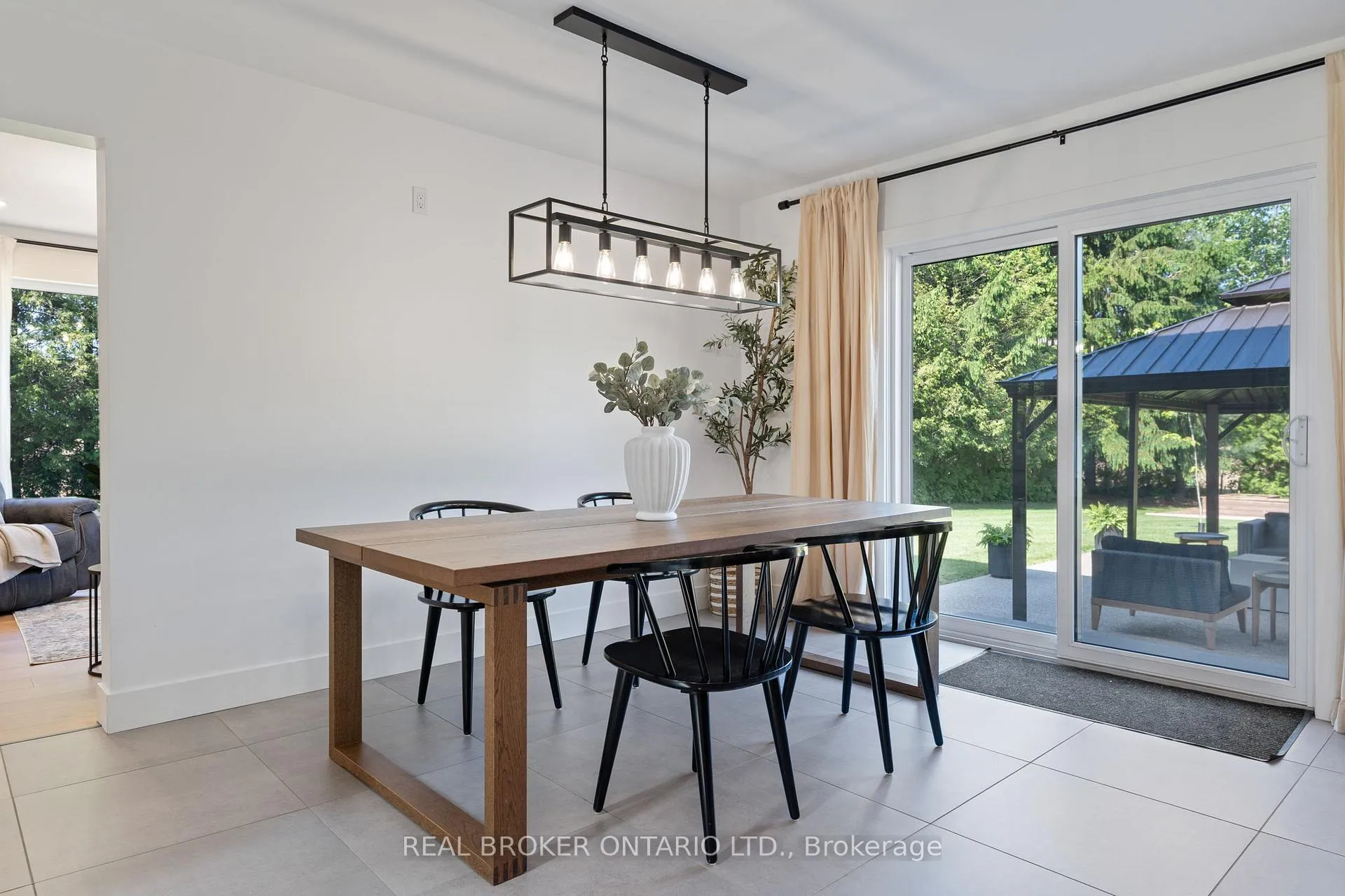 Photo 9 of 1135 2nd Conc Rd Enr, Norfolk, Rural Houghton — HOMEH
