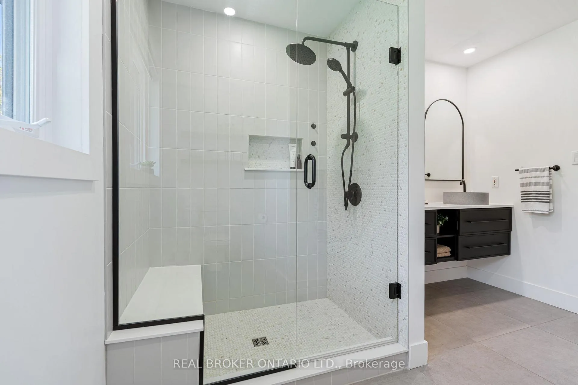 Photo 22 of 1135 2nd Conc Rd Enr, Norfolk, Rural Houghton — HOMEH