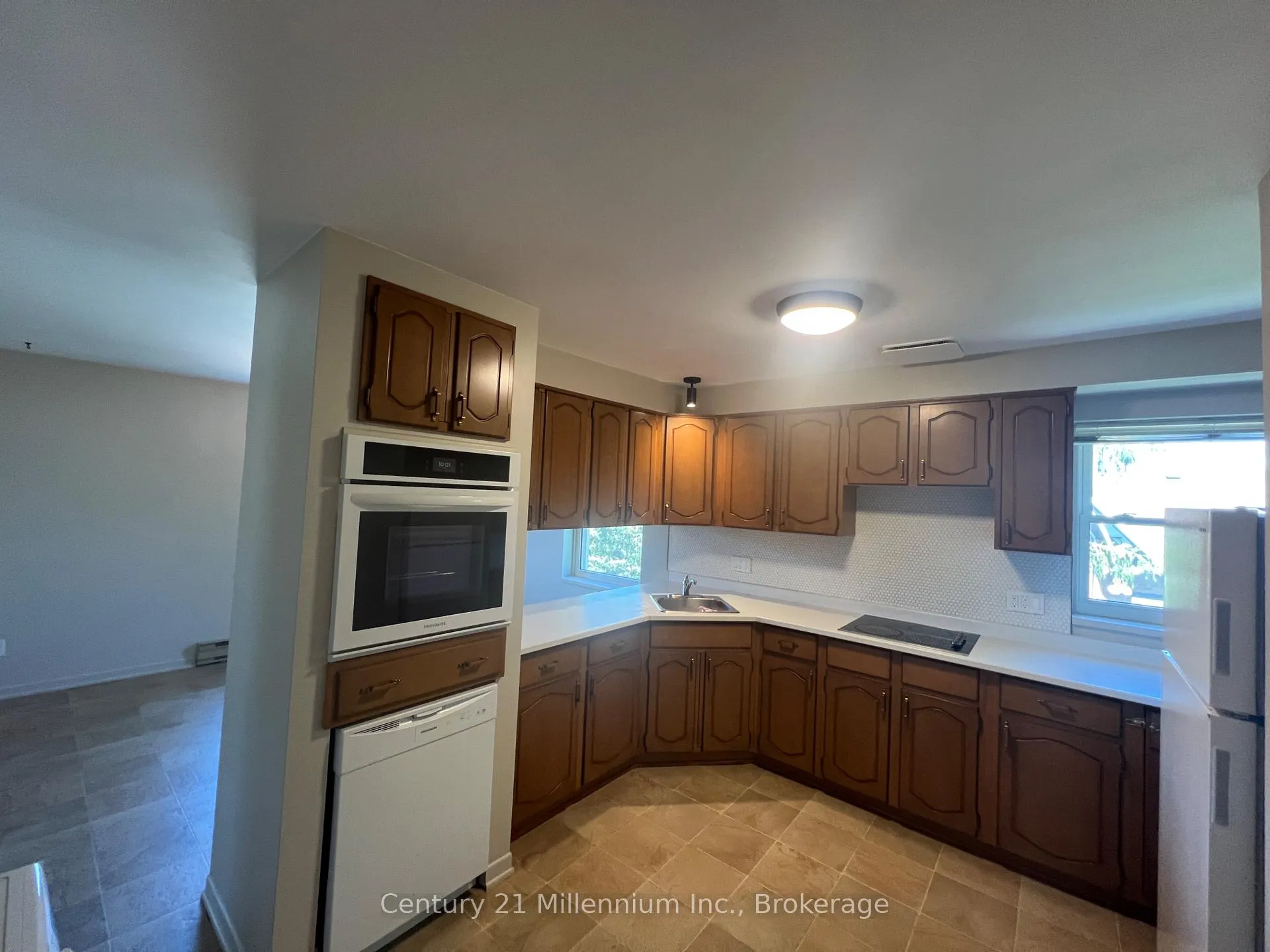 Photo 5 of Unit 1, 69 Denmark Street, Meaford — HOMEH