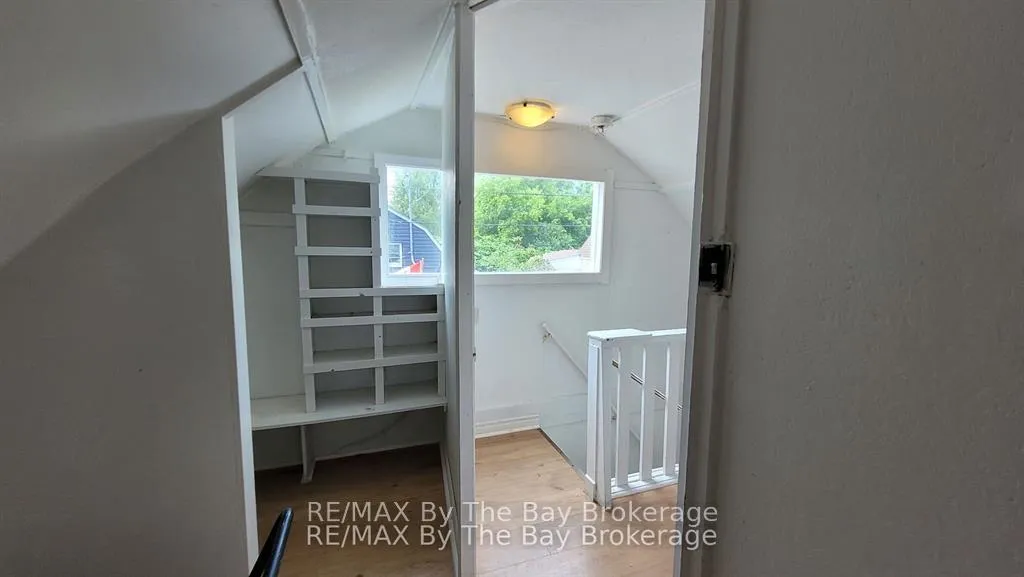 Photo 26 of 23 Glen Street, Wasaga Beach — HOMEH