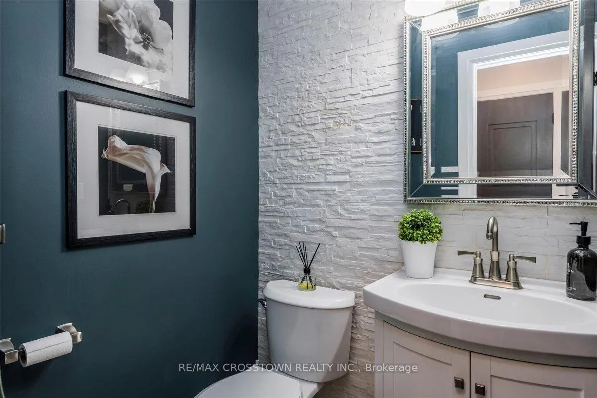 Photo 15 of 92 Golden Meadow Road, Barrie, Bayshore — HOMEH