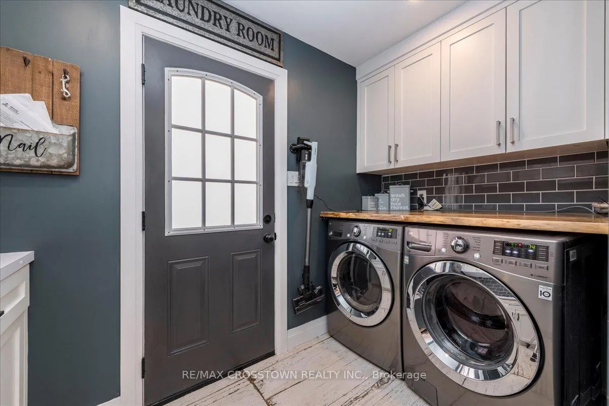 Photo 16 of 92 Golden Meadow Road, Barrie, Bayshore — HOMEH