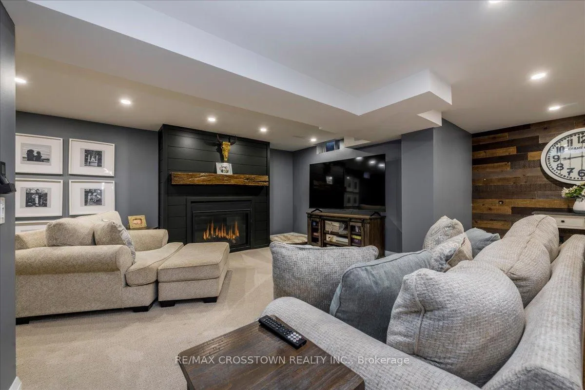 Photo 29 of 92 Golden Meadow Road, Barrie, Bayshore — HOMEH