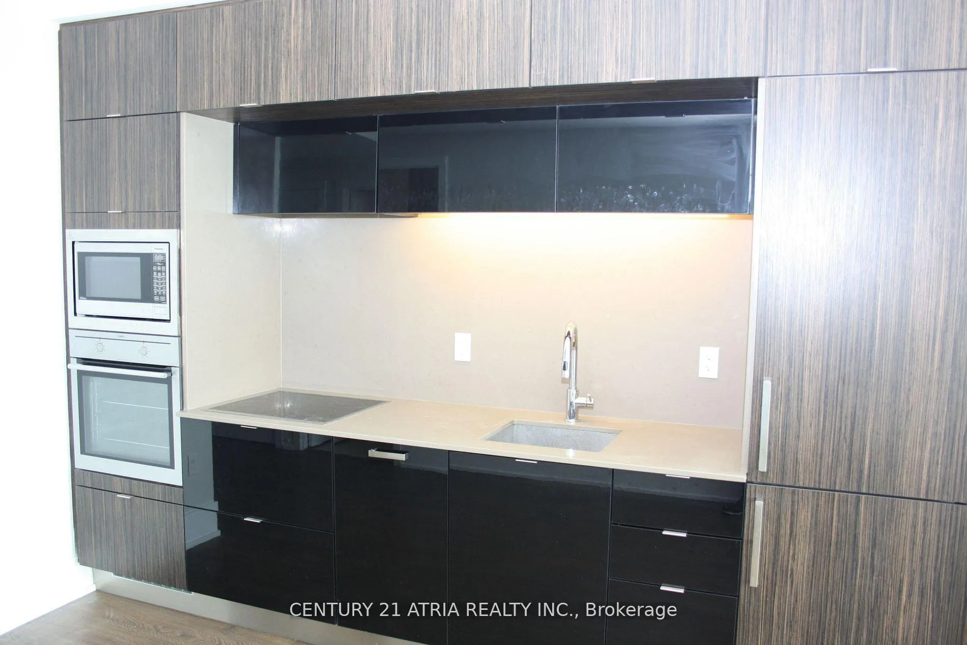 Photo 6 of Unit 5906, 10 York Street, Toronto, Waterfront Communities — HOMEH