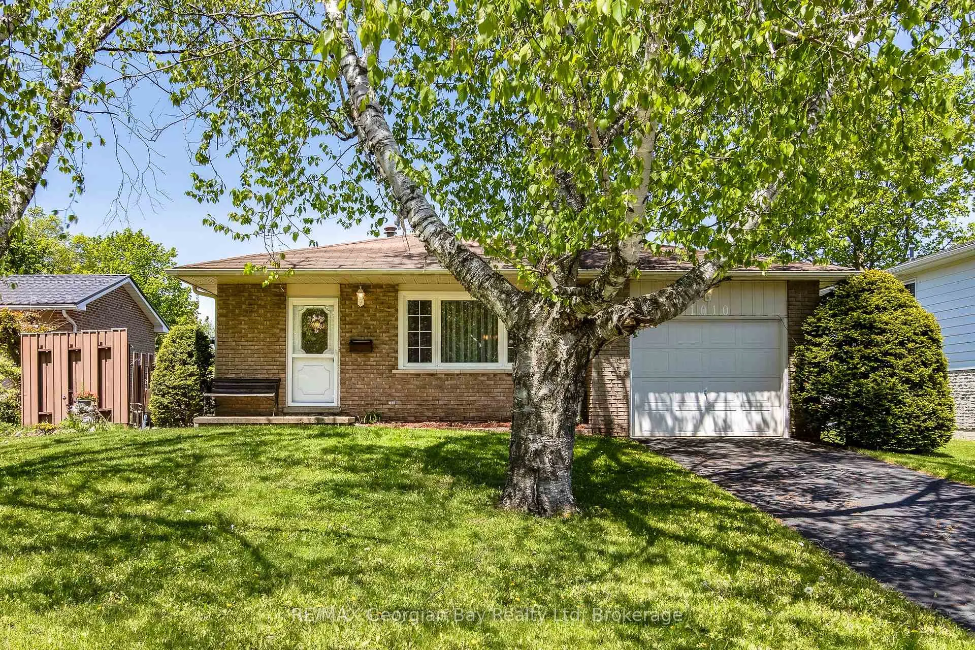 Photo of 1010 Glen Eagles Crescent