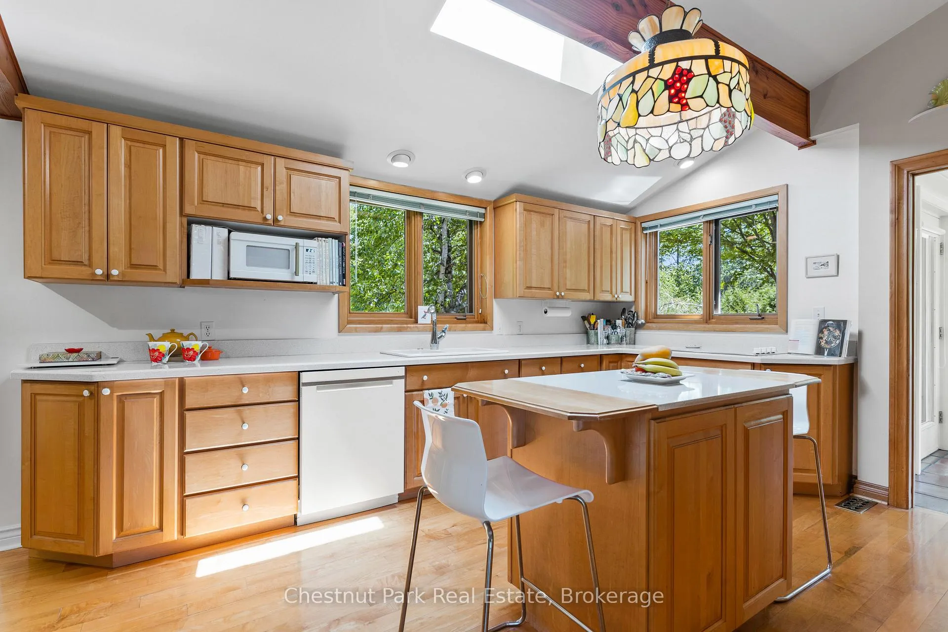 Photo 12 of 600380 Sideroad 50 N, Chatsworth — HOMEH