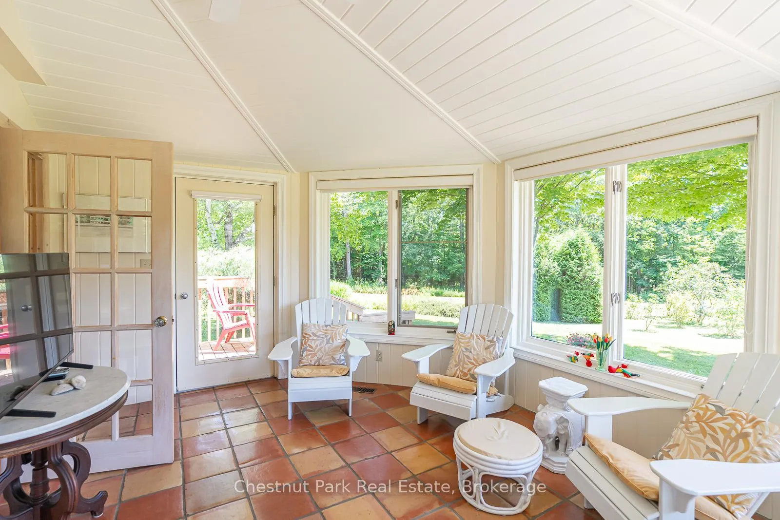 Photo 18 of 600380 Sideroad 50 N, Chatsworth — HOMEH