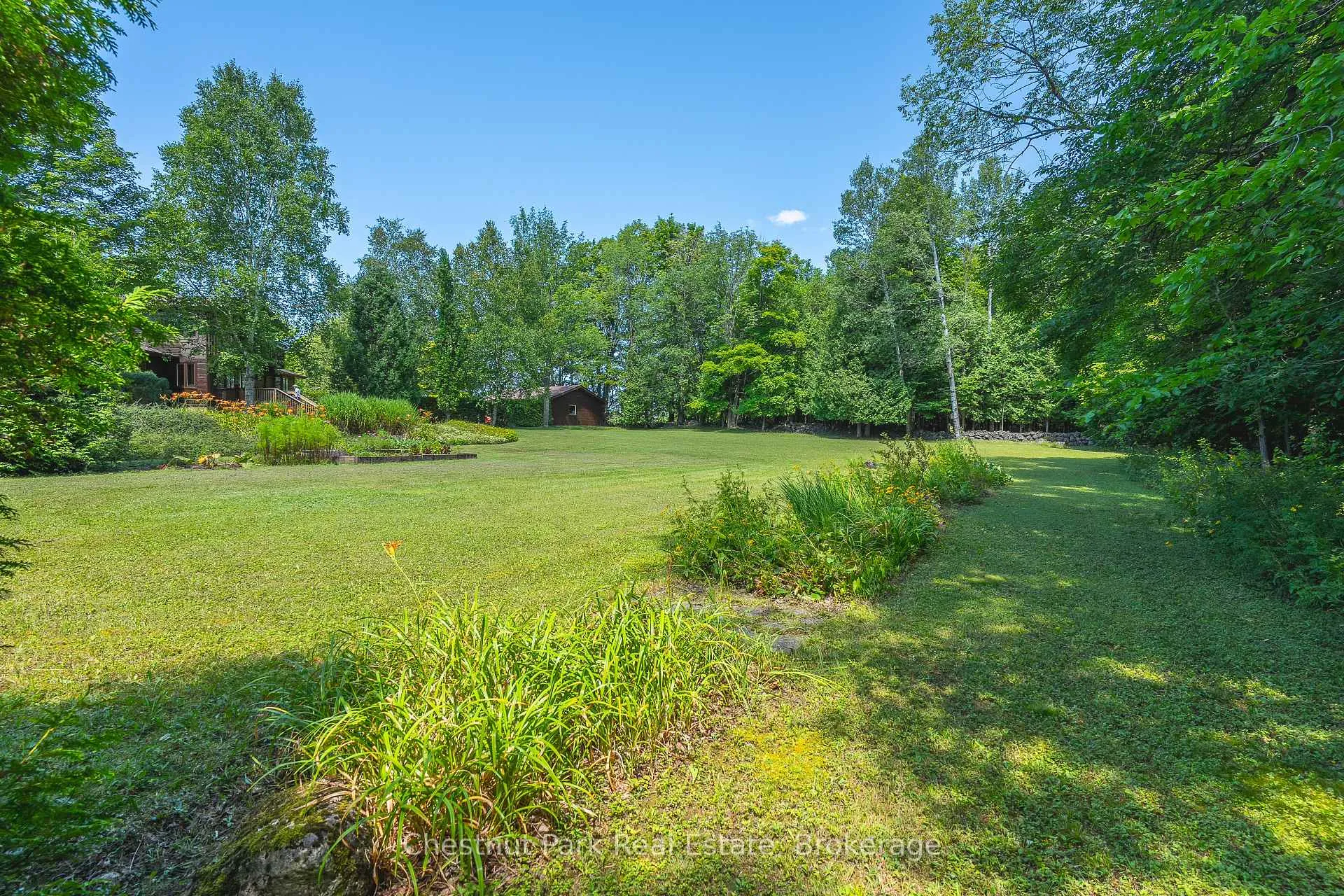 Photo 53 of 600380 Sideroad 50 N, Chatsworth — HOMEH
