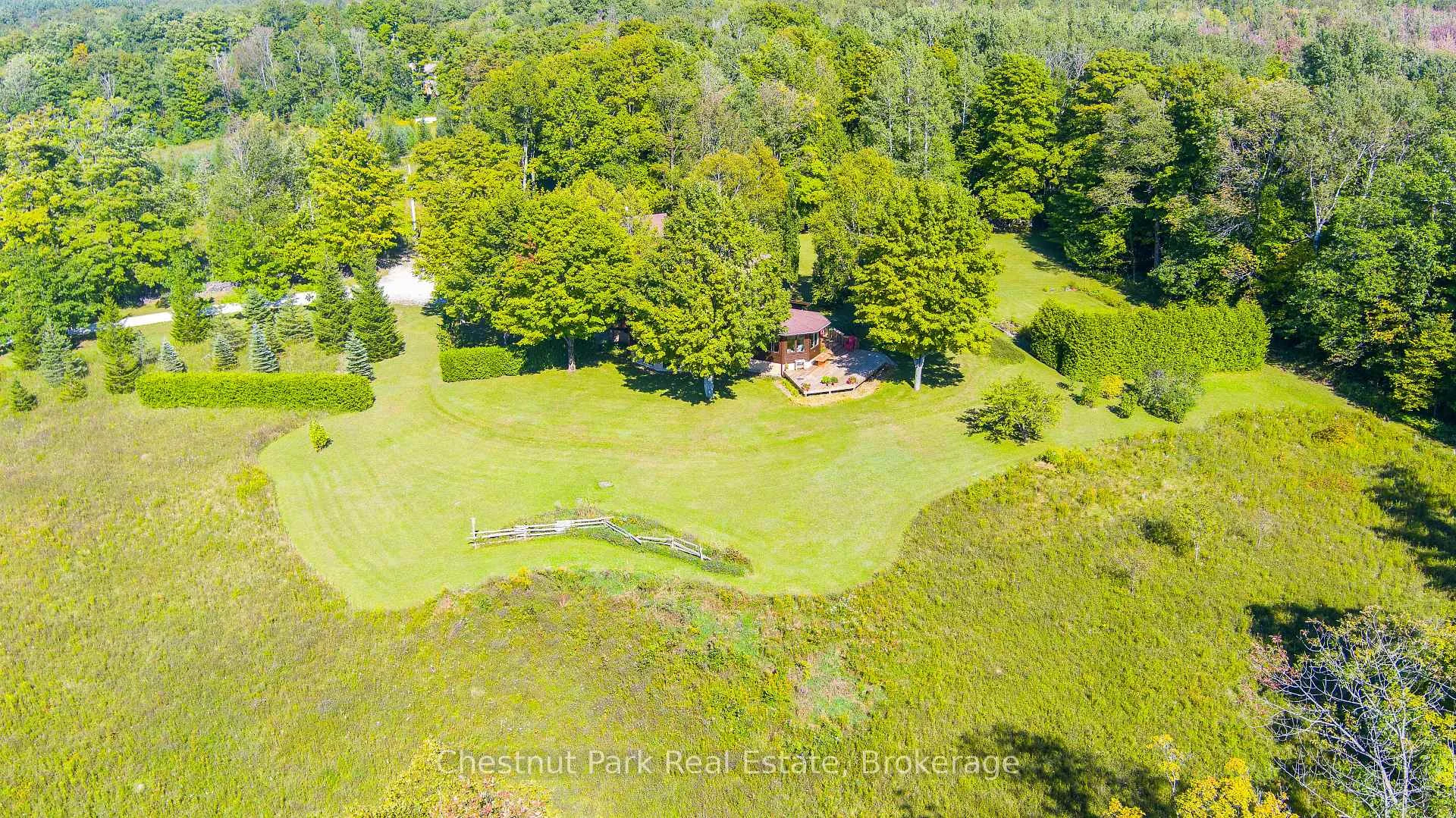 Photo 64 of 600380 Sideroad 50 N, Chatsworth — HOMEH