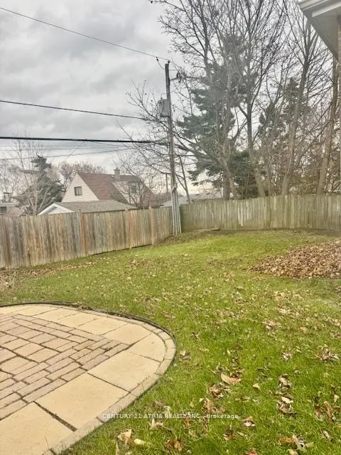 Photo 12 of 695 Annland Street, Pickering, Bay Ridges — HOMEH