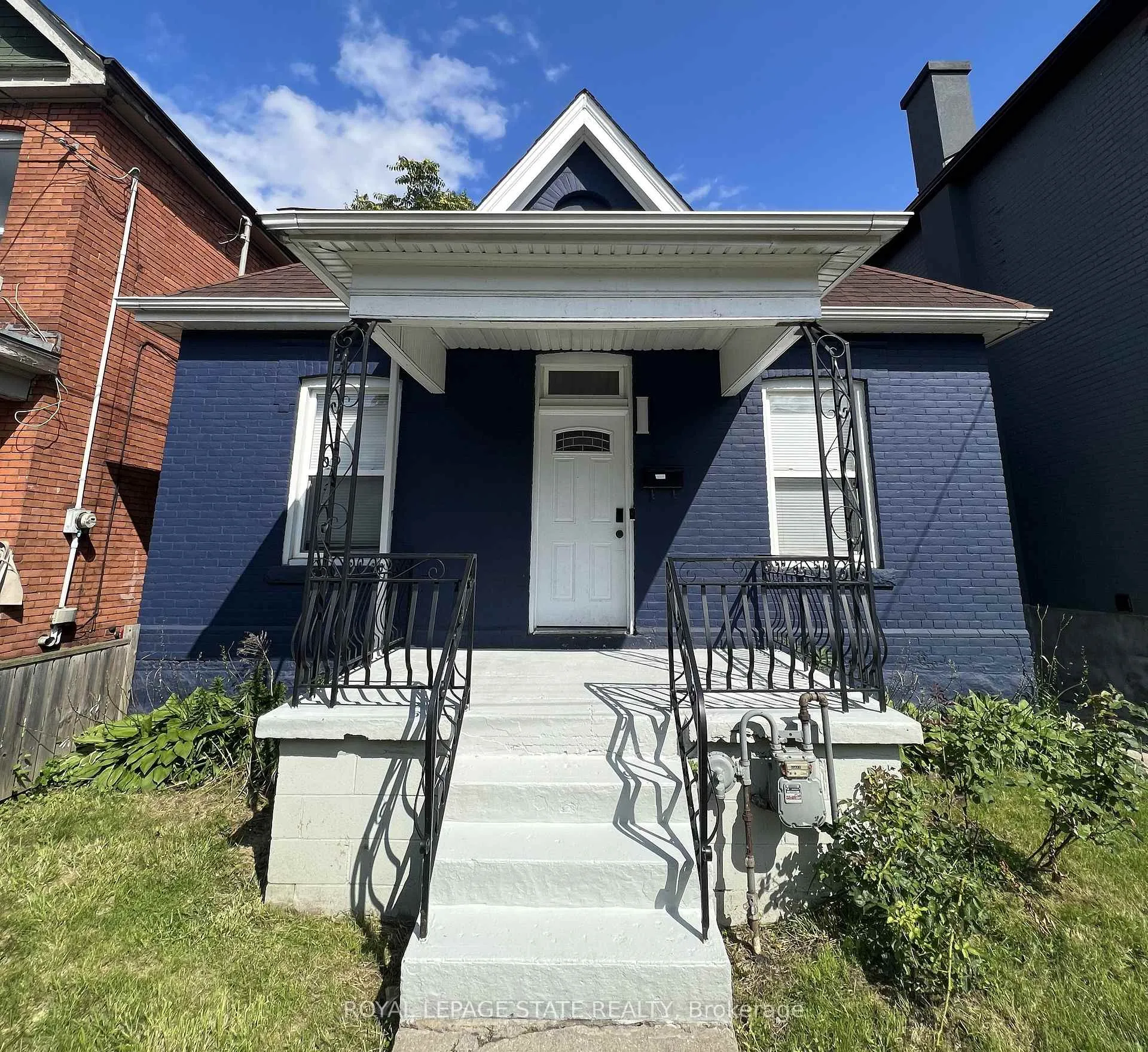 Photo 2 of 44 Madison Avenue, Hamilton, Gibson — HOMEH