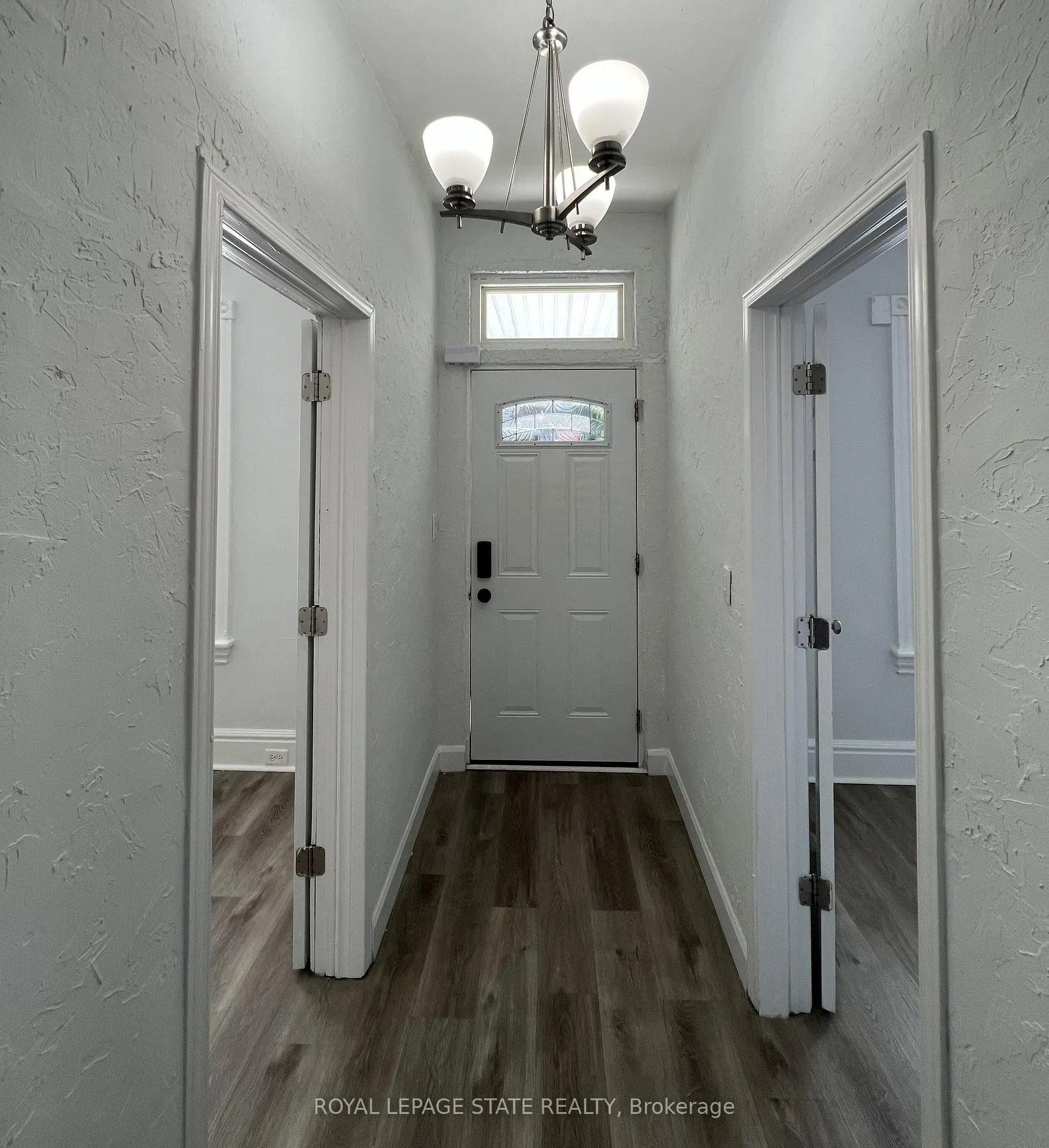 Photo 3 of 44 Madison Avenue, Hamilton, Gibson — HOMEH