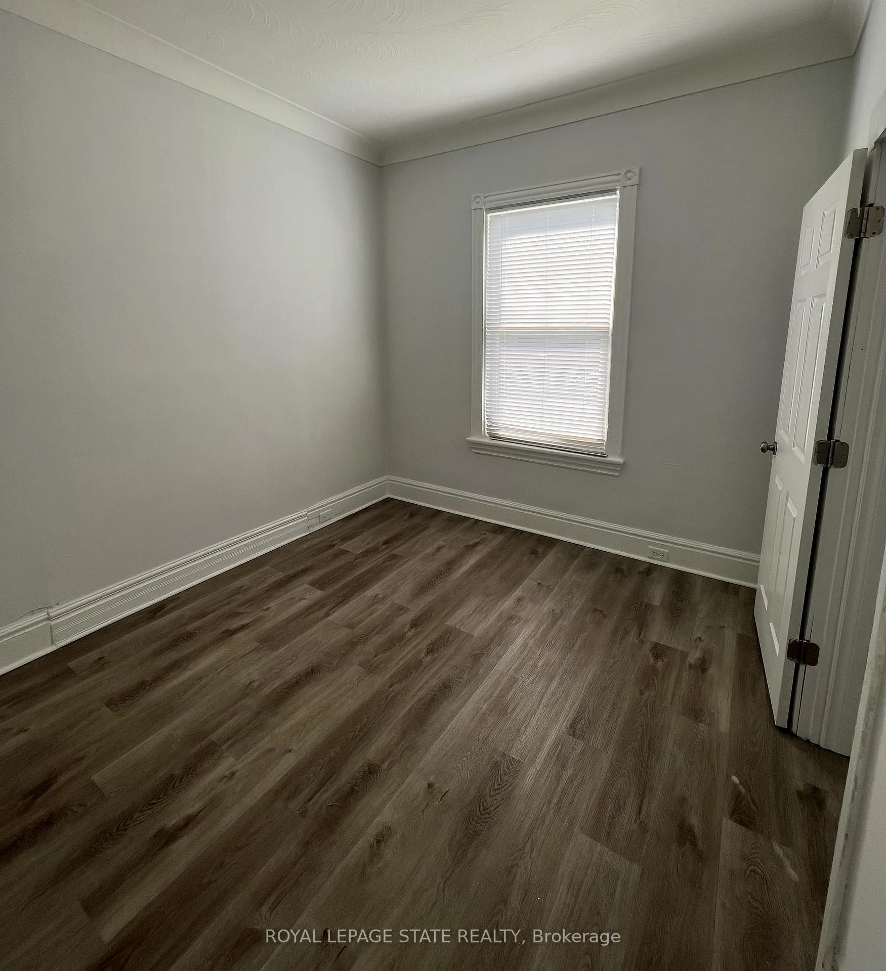 Photo 6 of 44 Madison Avenue, Hamilton, Gibson — HOMEH