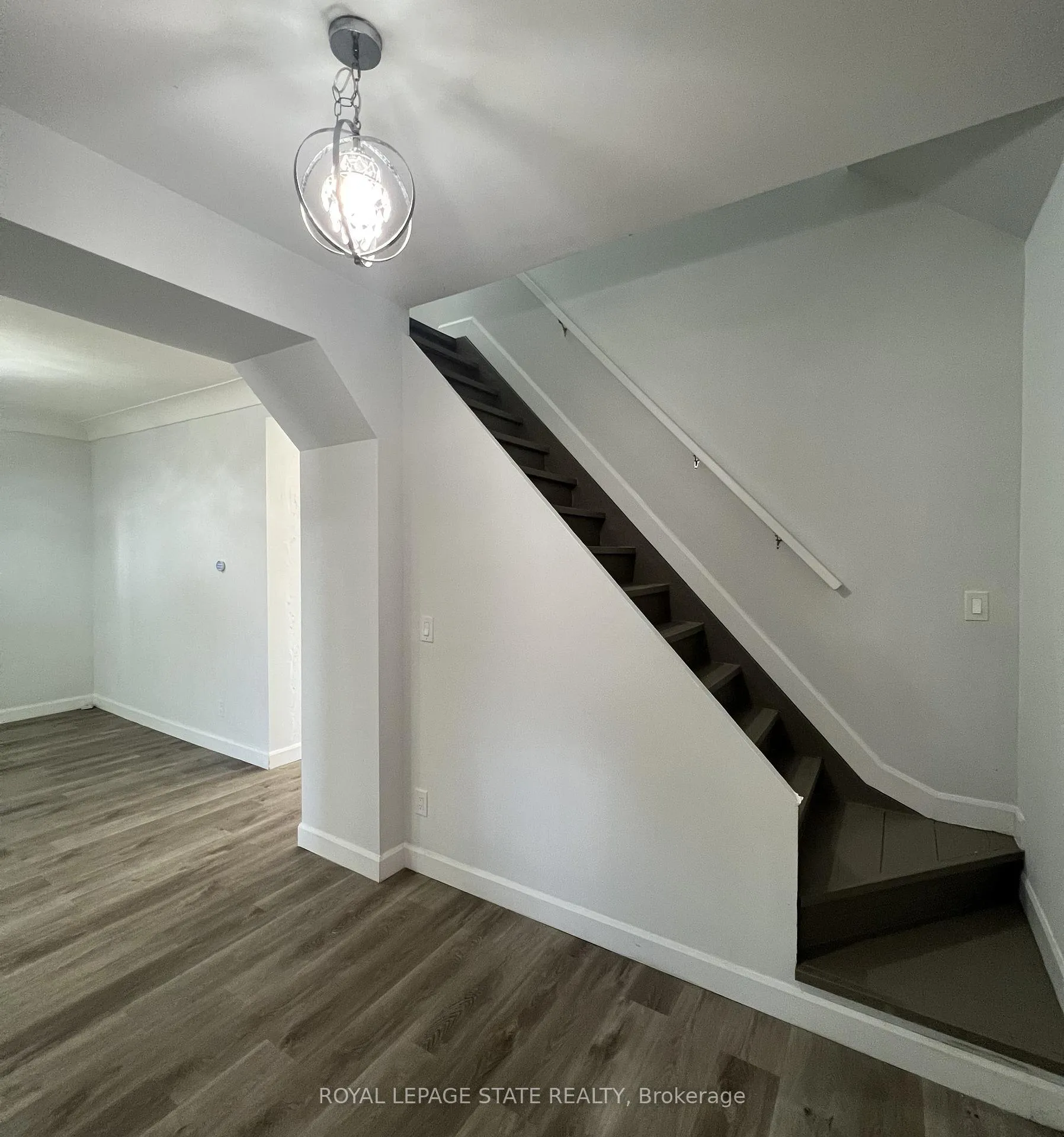 Photo 13 of 44 Madison Avenue, Hamilton, Gibson — HOMEH