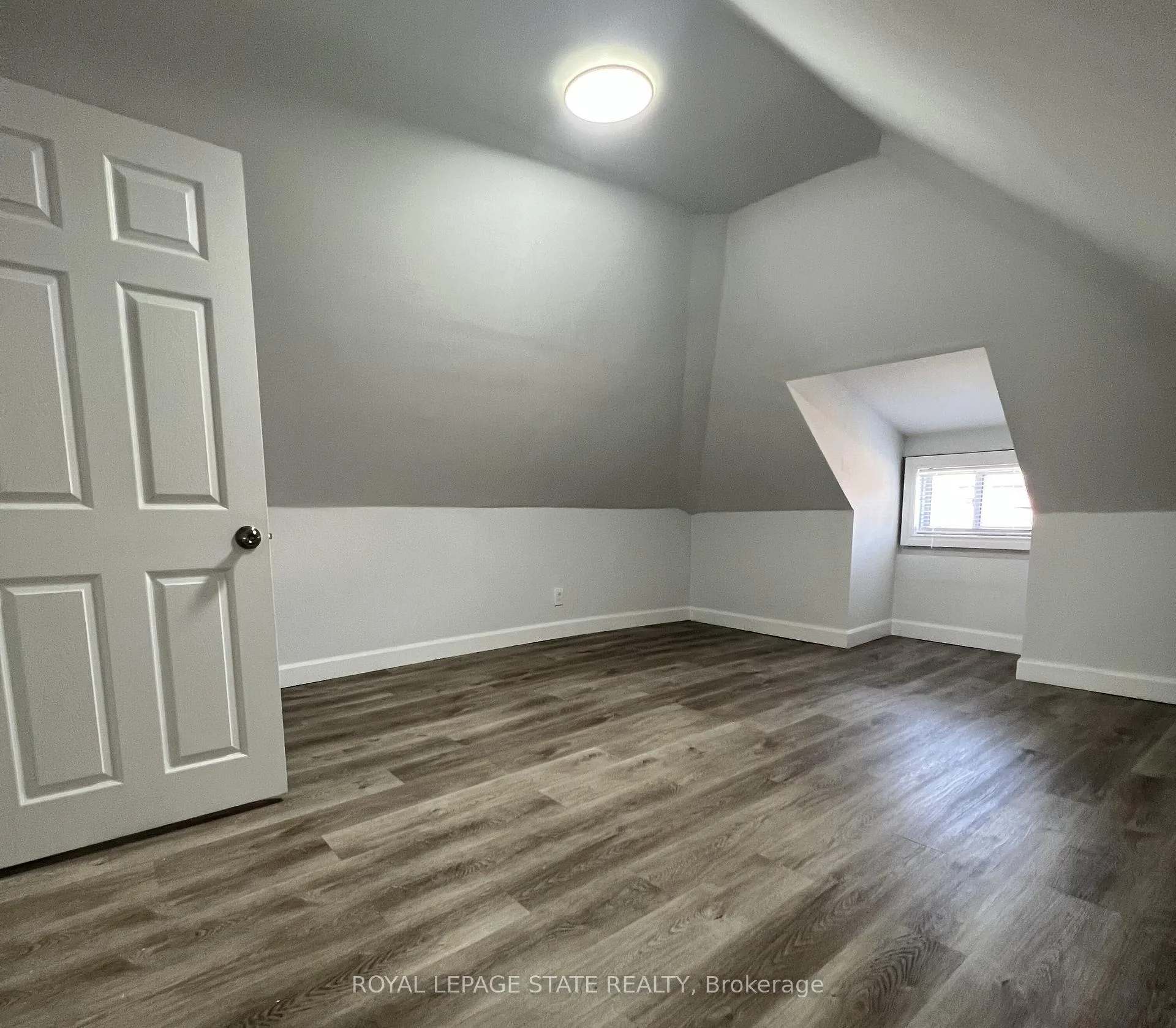 Photo 16 of 44 Madison Avenue, Hamilton, Gibson — HOMEH