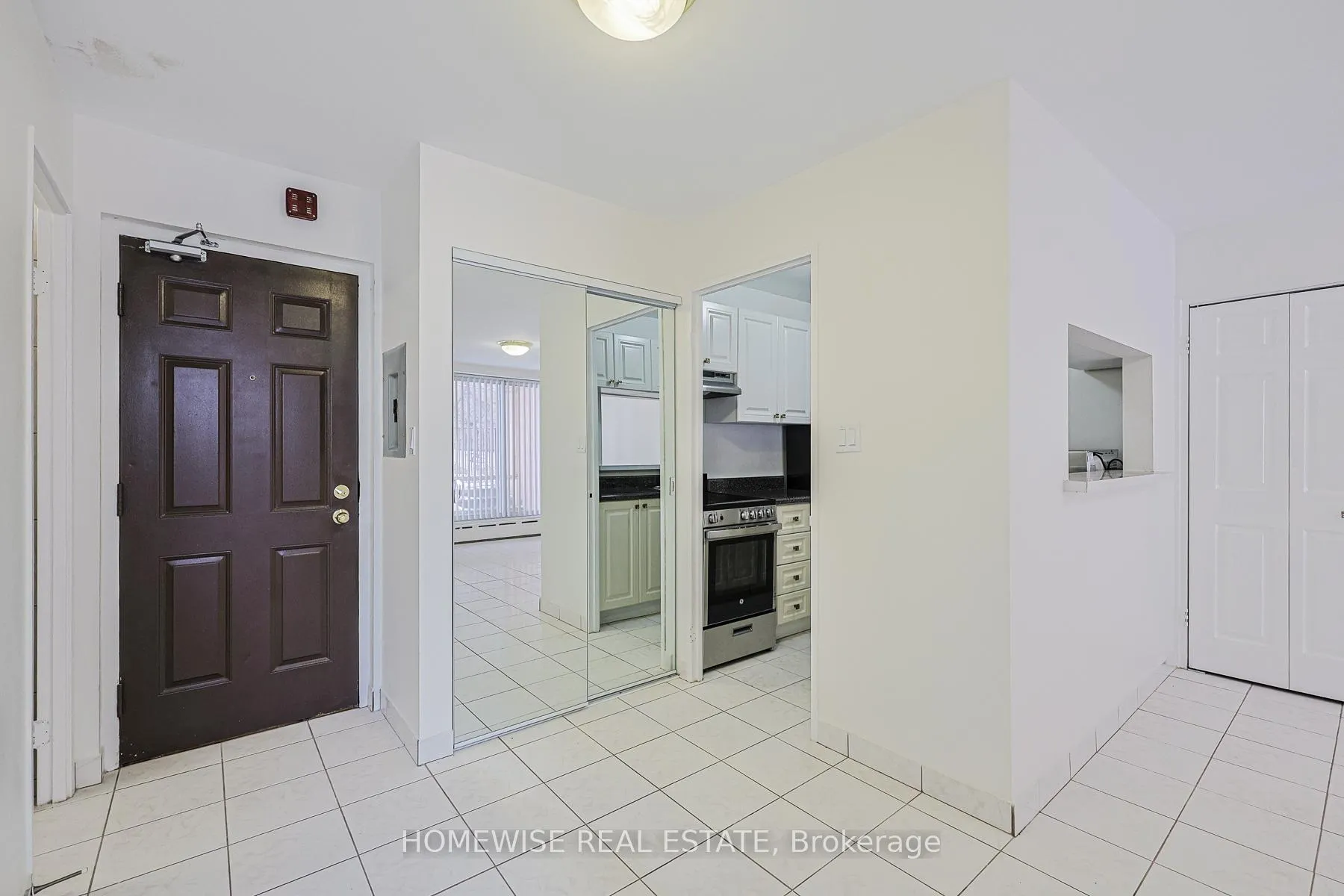 Photo 5 of Unit 107B, 485 Kingston Road, Toronto, The Beaches — HOMEH