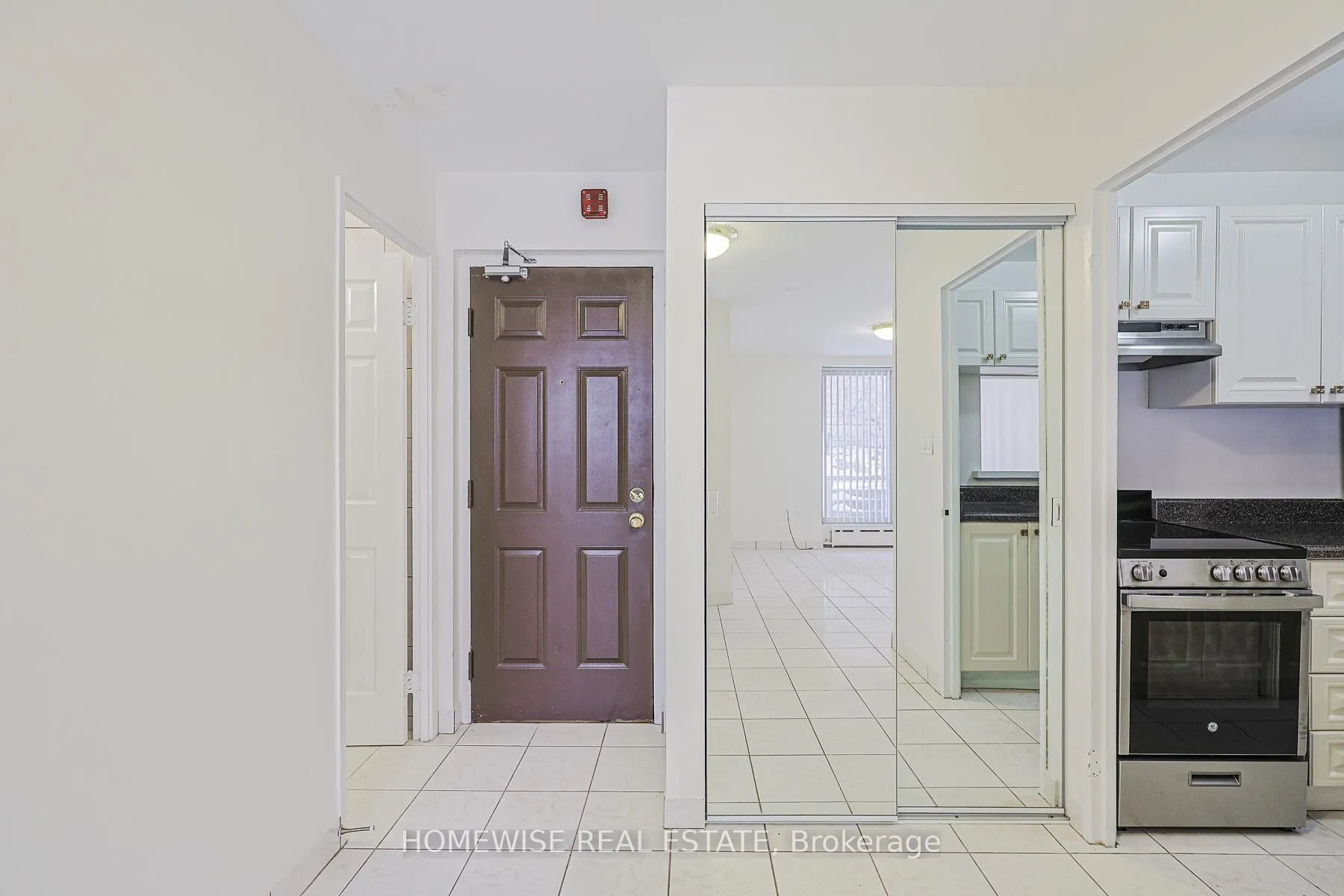 Photo 7 of Unit 107B, 485 Kingston Road, Toronto, The Beaches — HOMEH